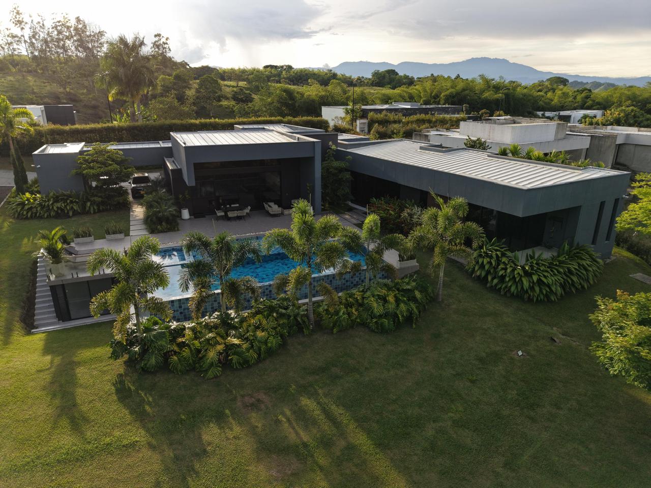 VENTA CASA CAMPESTRE EN CONDOMINIO CERRITOS PEREIRA