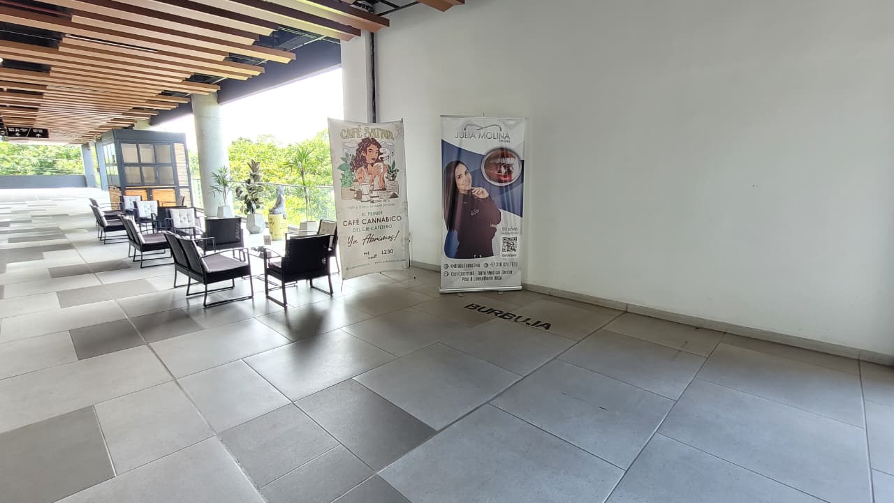 VENTA O RENTA LOCAL BURBUJA EN CERRITOS MALL PEREIRA