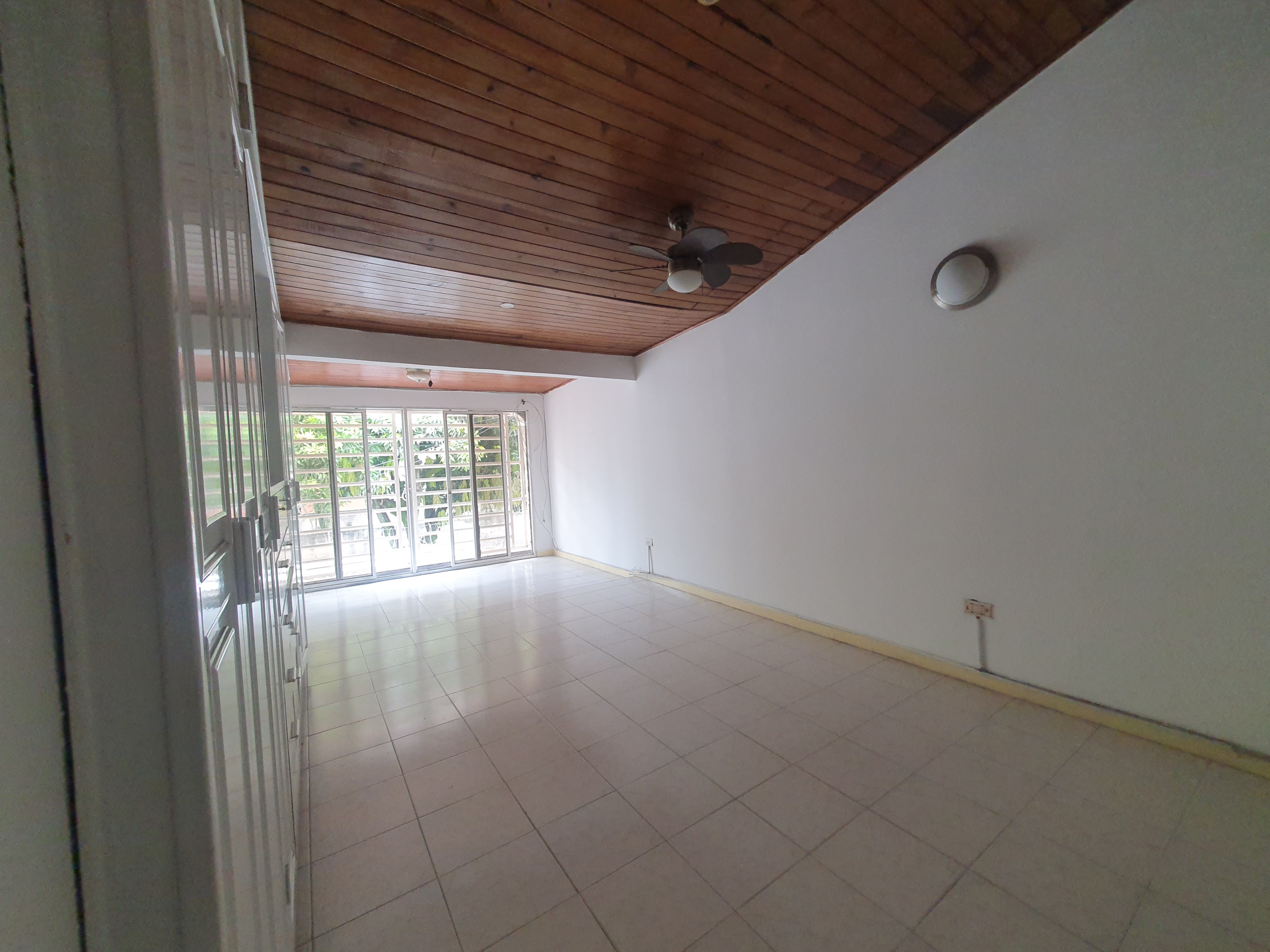 CASA EN VENTA - LA MERCED - CALI - NORTE