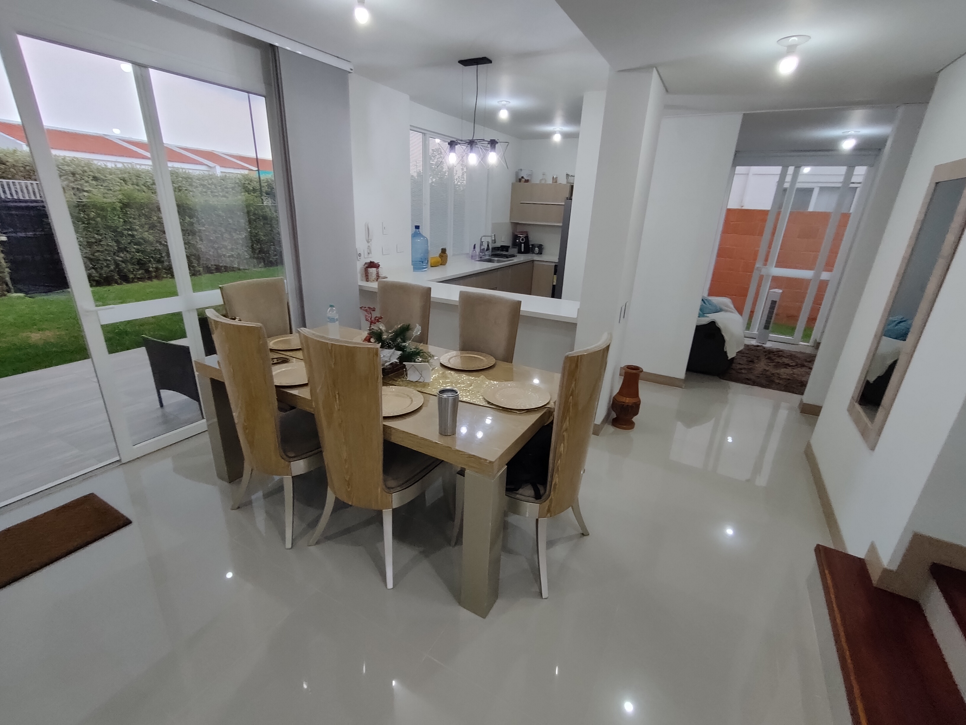 CASA EN VENTA - EL CASTILLO - JAMUNDI - SUR