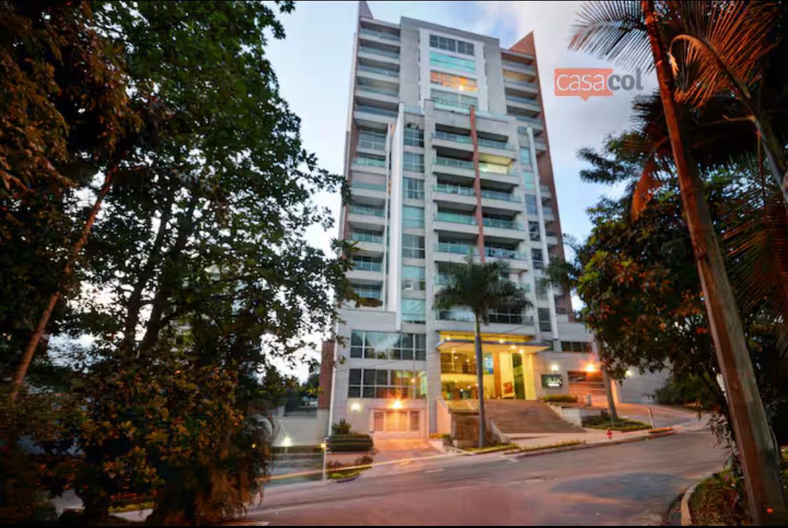 VENDE APARTAESTUDIO EL POBLADO MEDELLIN
