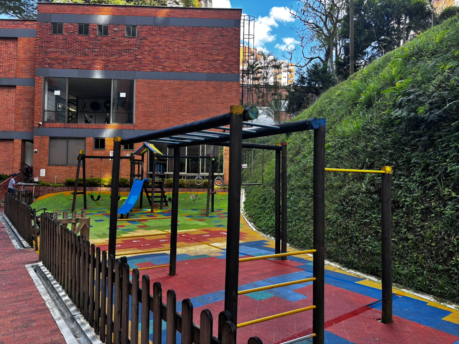 VENTA APARTAMENTO POBLADO SECTOR LOS BALSOS. ✅