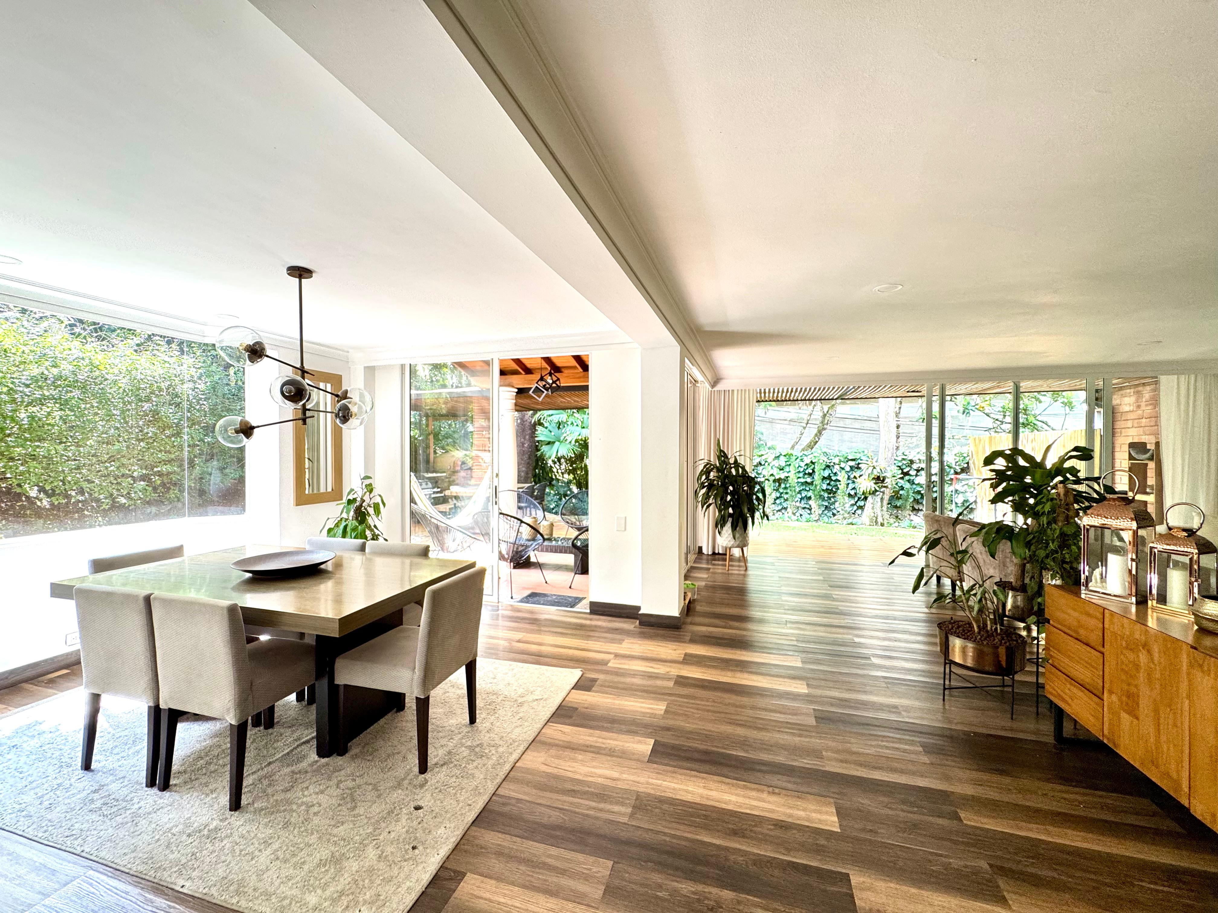 VENTA CASAEN URBANIZACION  MEDELLIN POBLADO SAN LUCAS