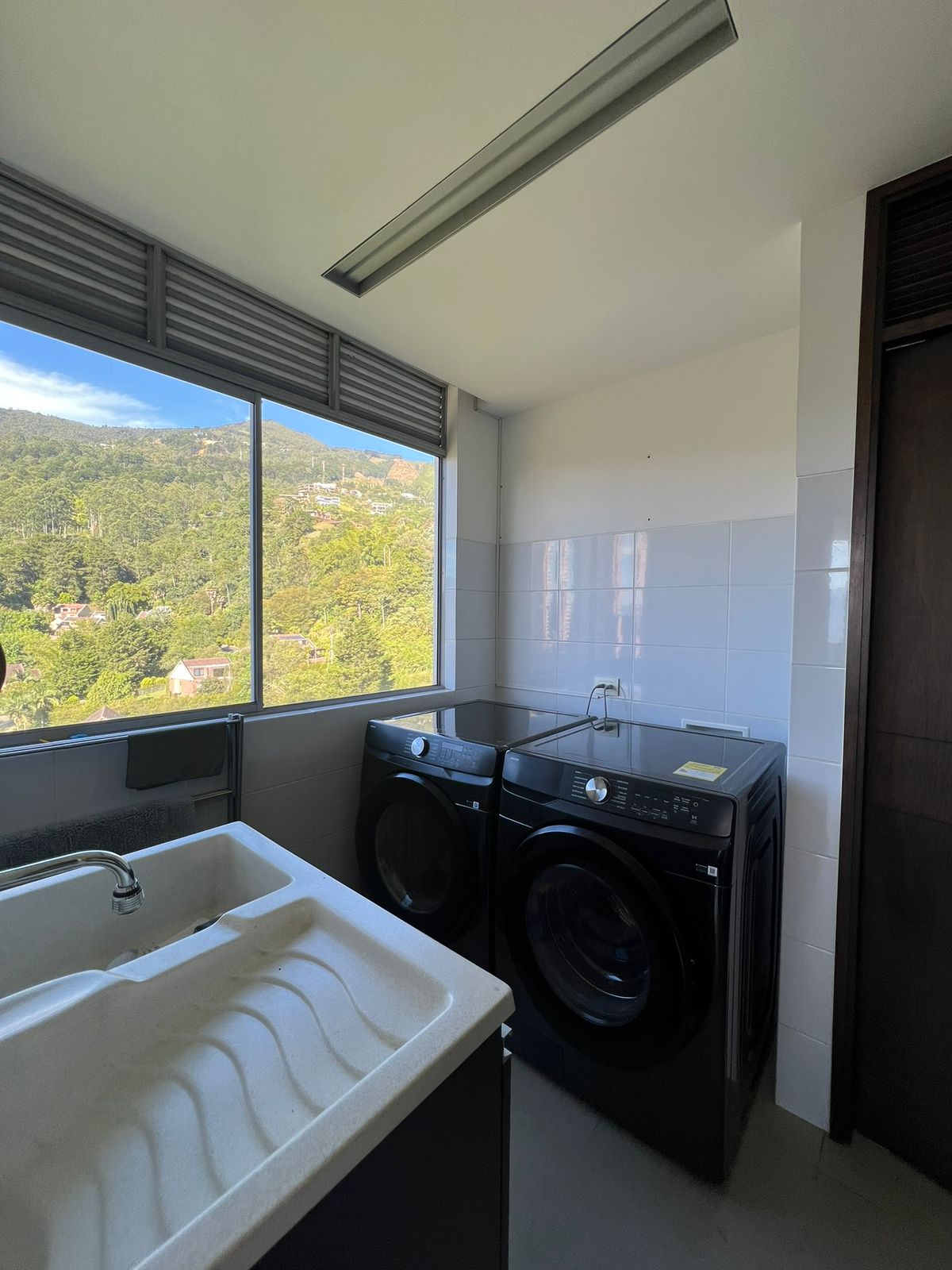 APARTAMENTO POBLADO EXCLUSIVO