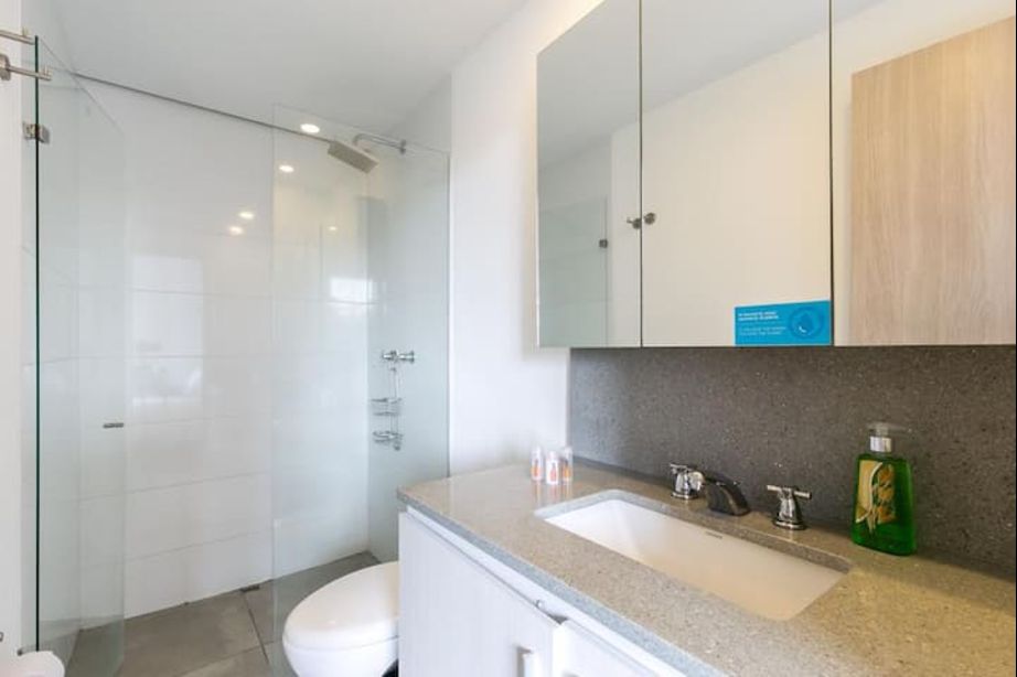 APARTAMENTO EL POBLADO MEDELLÍN~CON LICENCIA DE RENTA CORTA  🍀