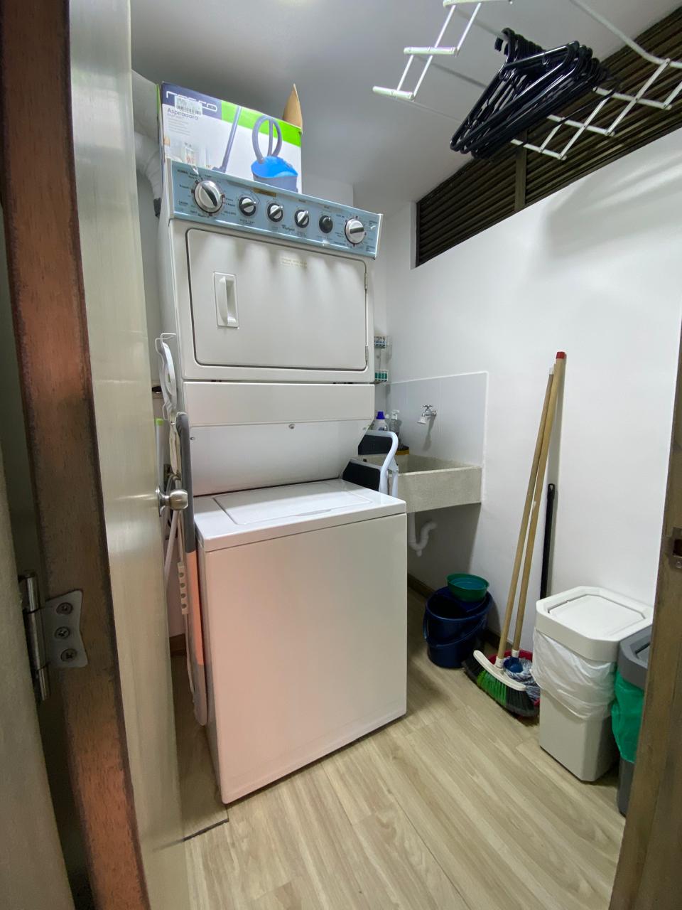 APARTAMENTO EN PROVENZA _EL POBLADO_ MEDELLIN