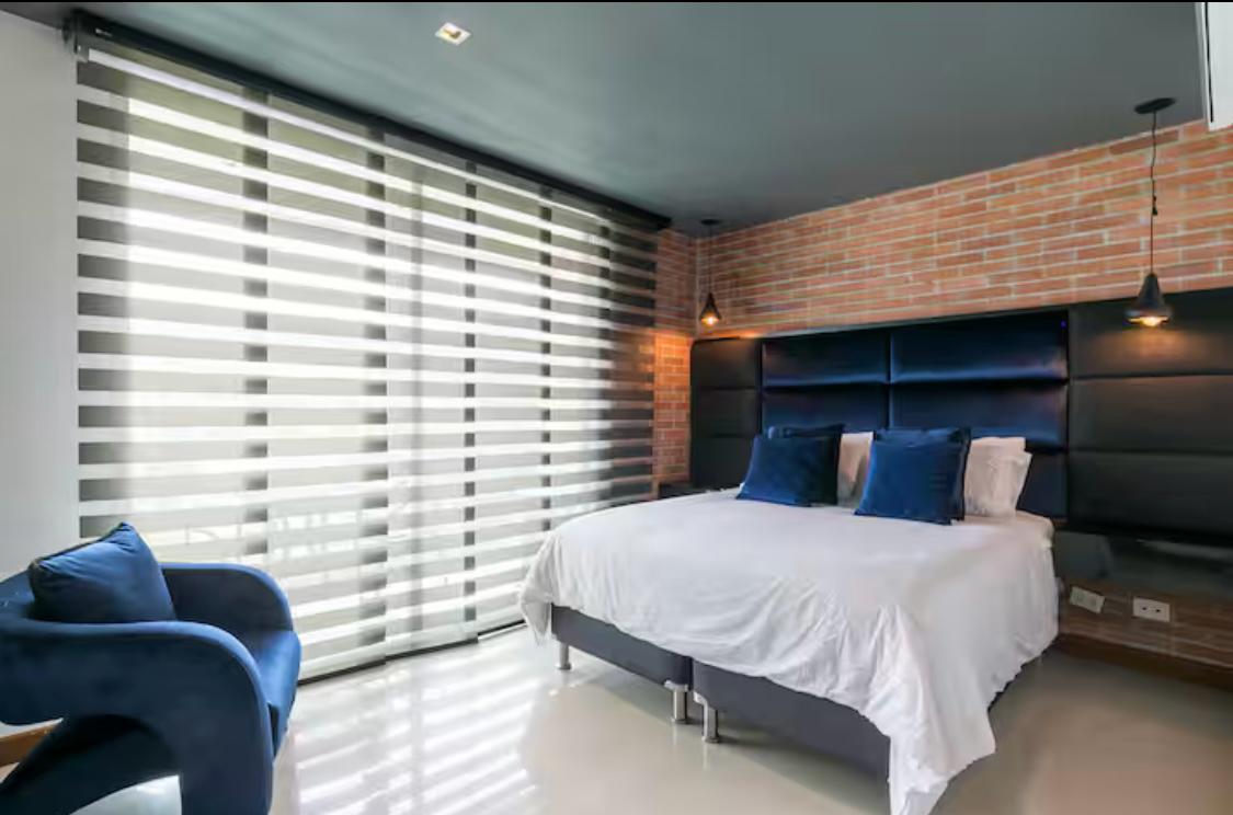 VENDE APARTAESTUDIO EL POBLADO MEDELLIN