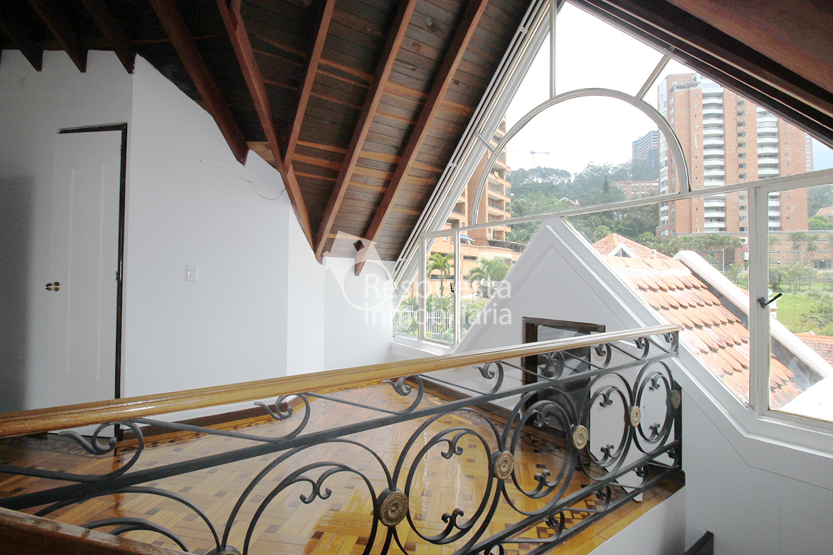VENDO Casa Medellín, Las Palmas por el intercontinental 🍀