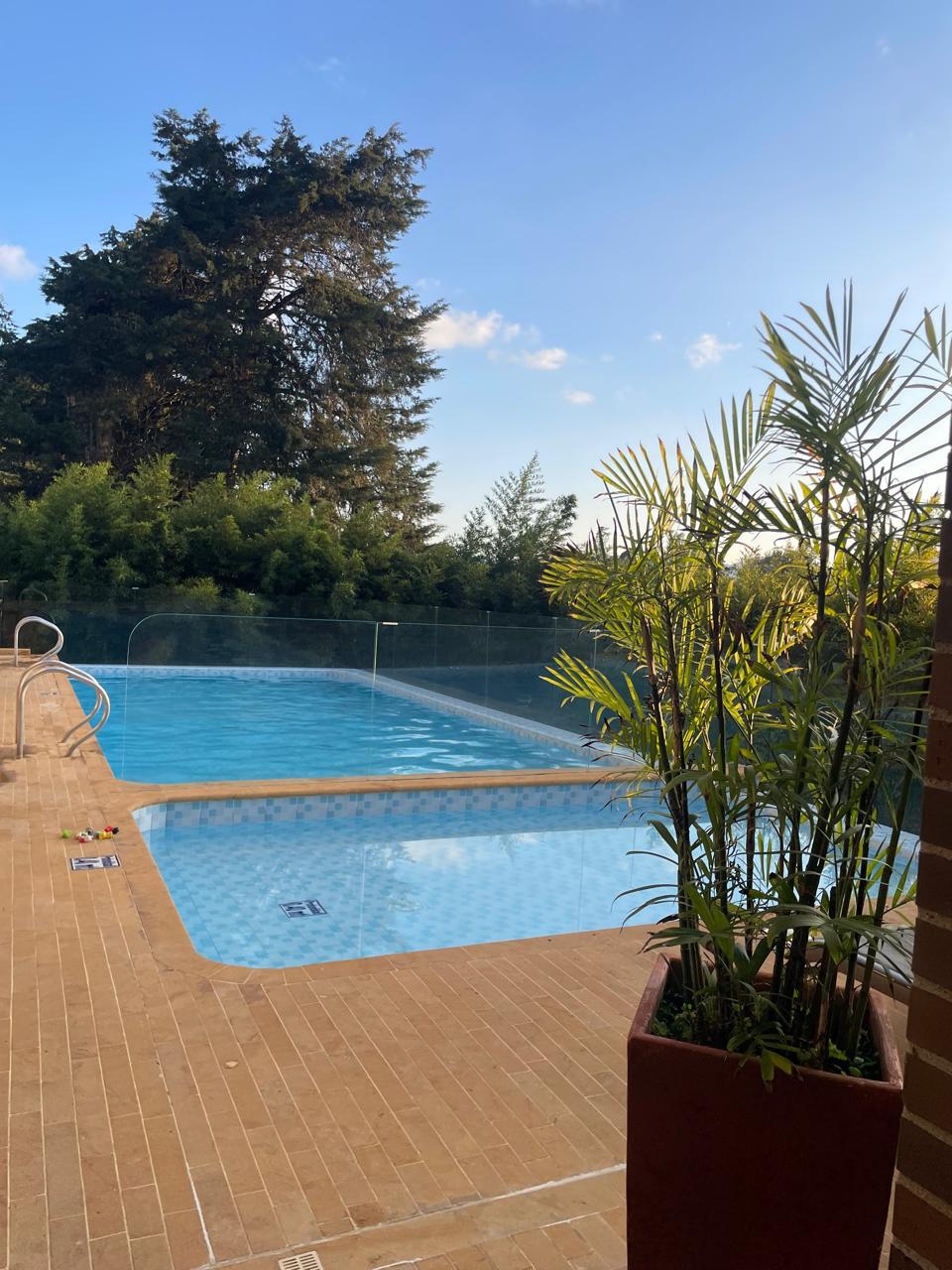 APARTAMENTO _RENTA CORTA por plataforma_  EN LLANOGRANDE 🍀