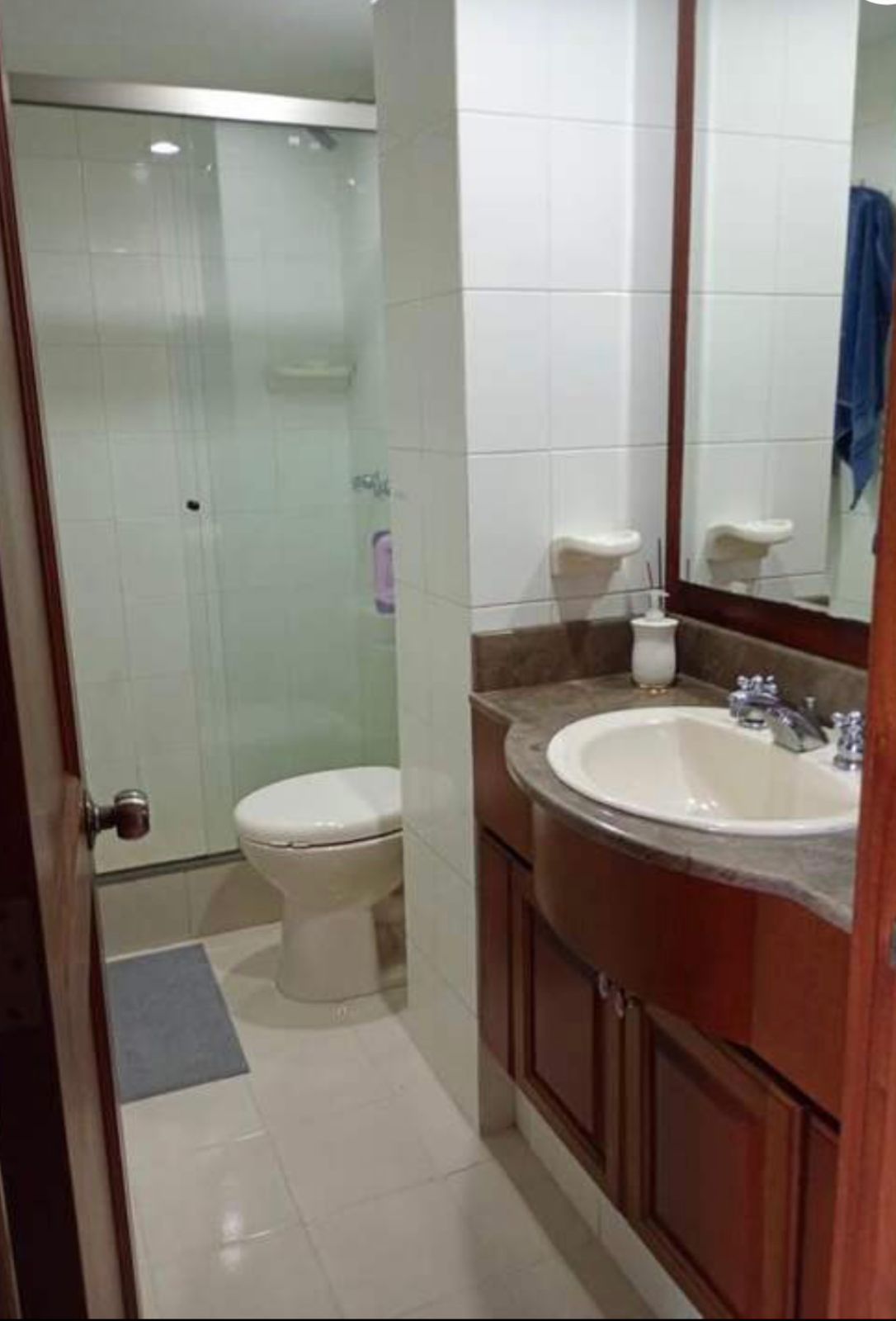 VENTA APARTAMENTO POBLADO CERCA A LA MILLA DE ORO