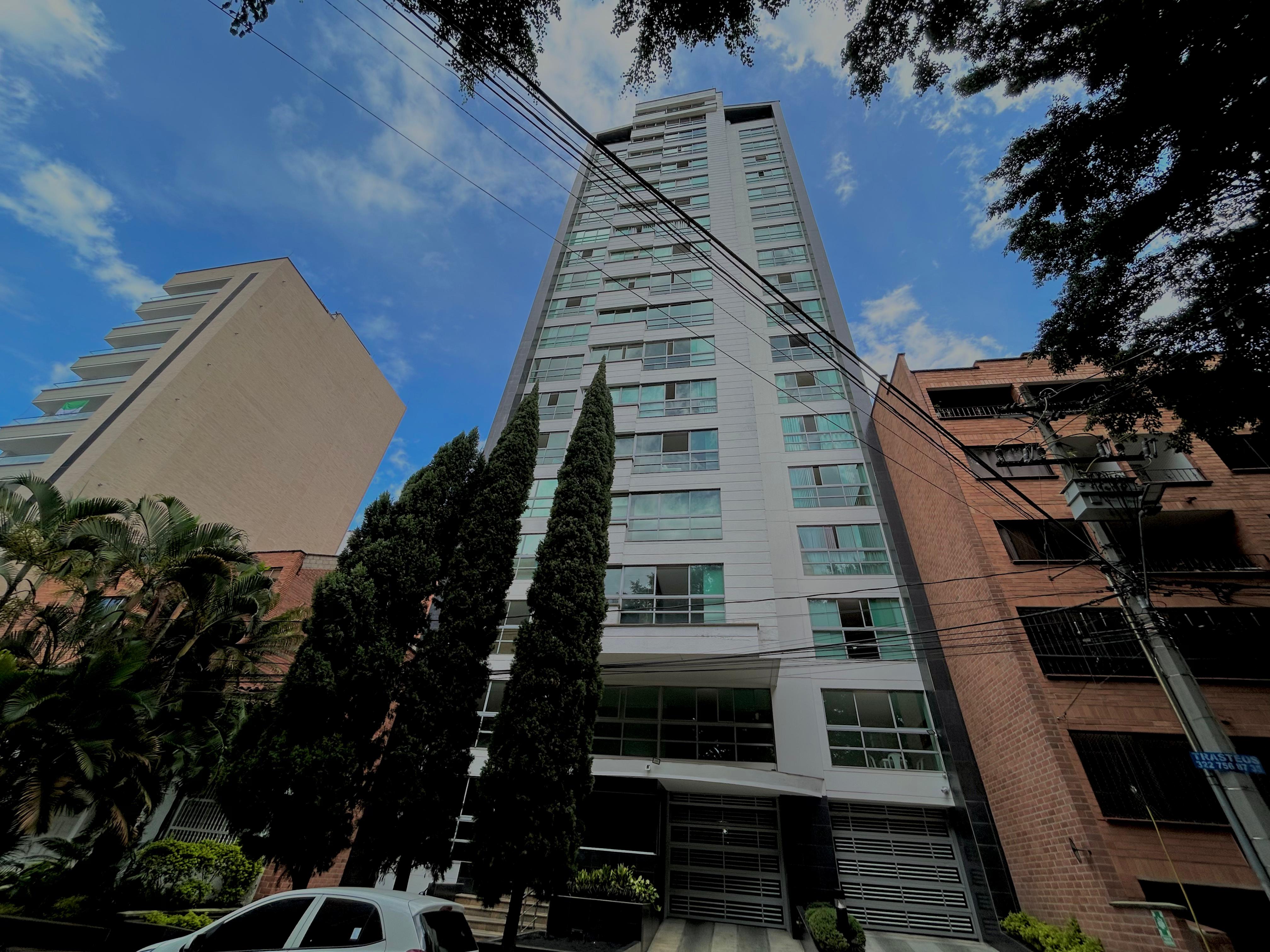 VENTA APARTAMENTO EN LAURELES - MEDELLIN ✅
