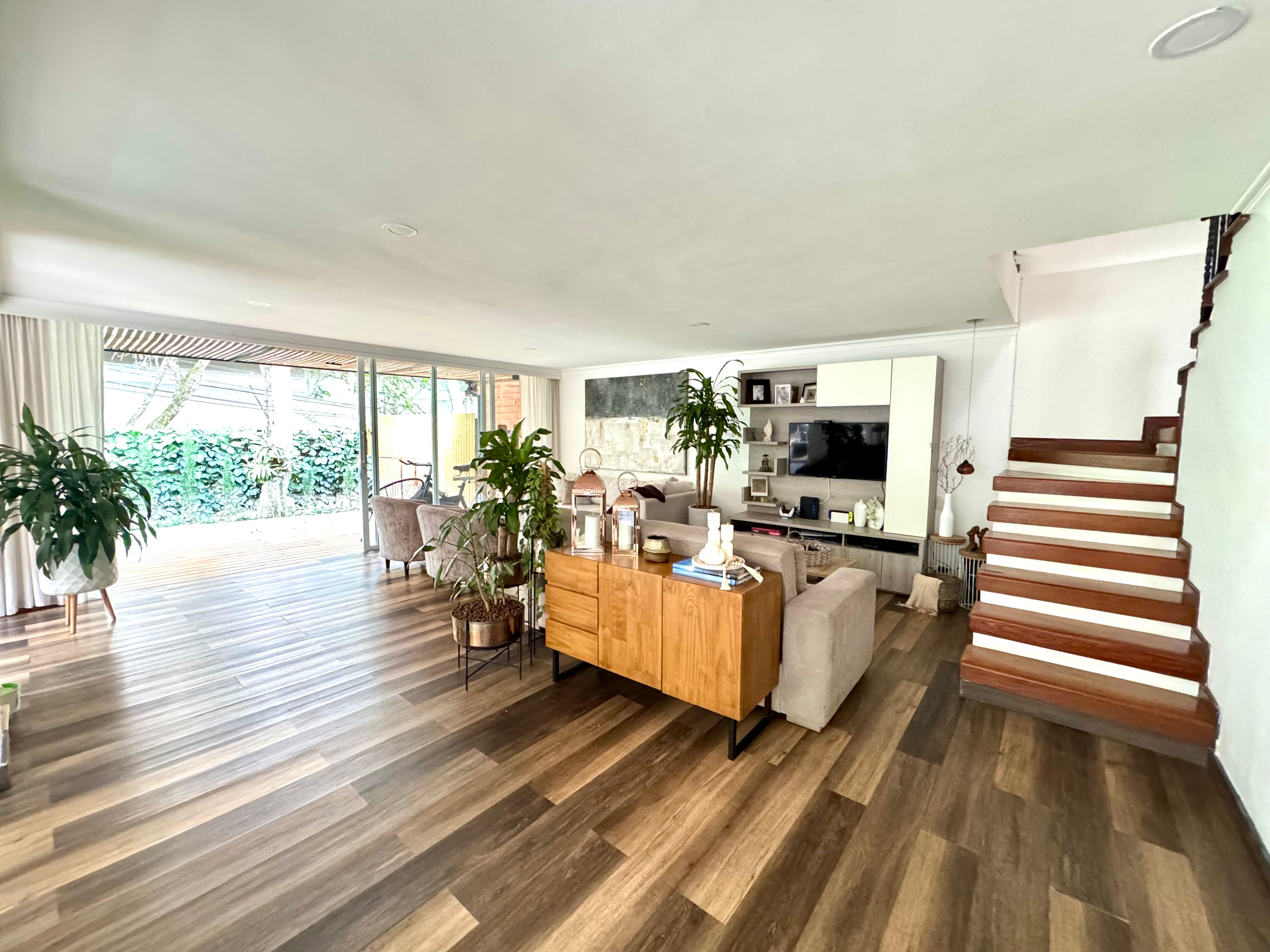 VENTA CASAEN URBANIZACION  MEDELLIN POBLADO SAN LUCAS