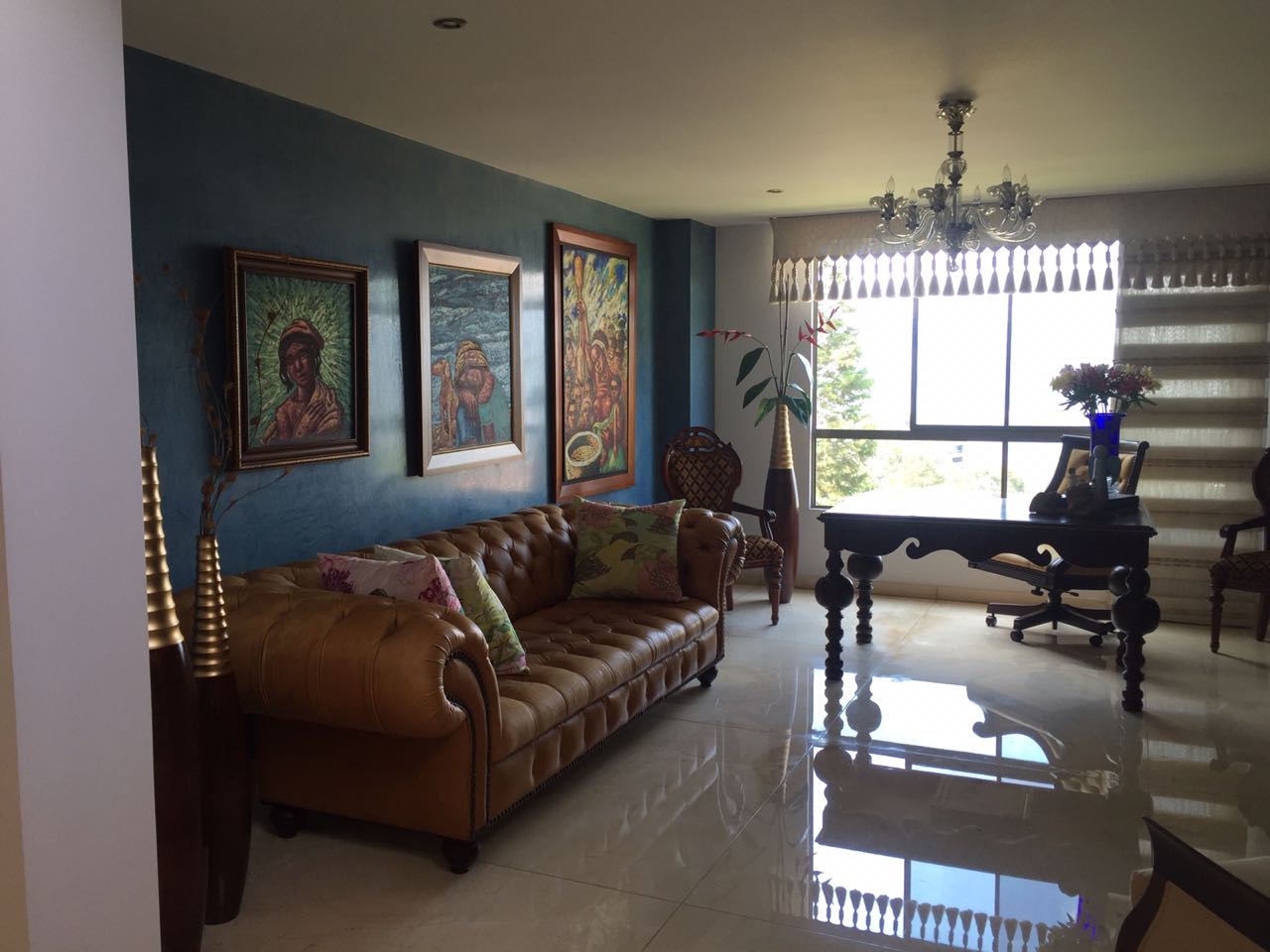 Vendo Casa exclusiva en urbanizacion del Poblado -MEDELLIN