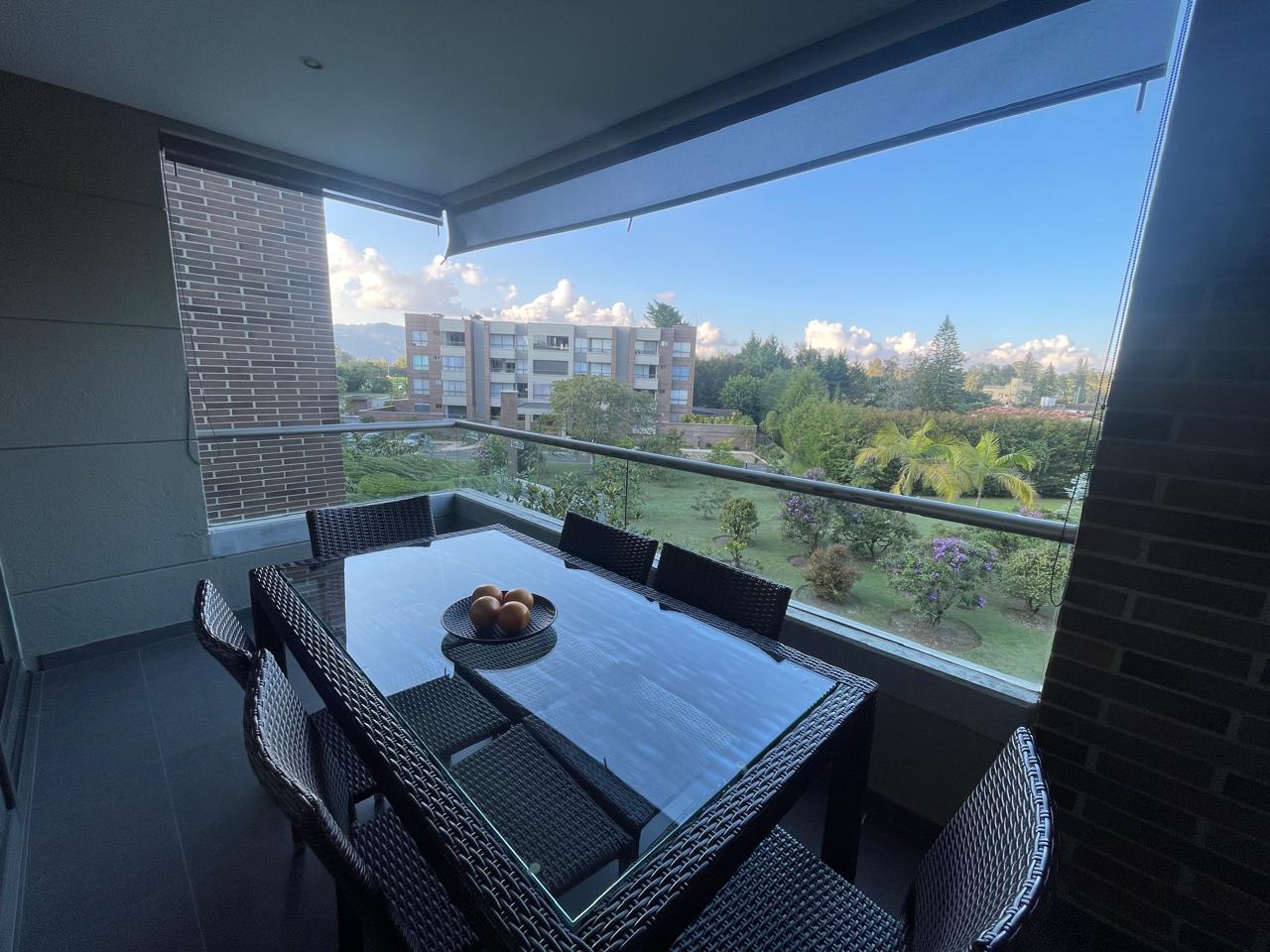 APARTAMENTO _RENTA CORTA por plataforma_  EN LLANOGRANDE 🍀
