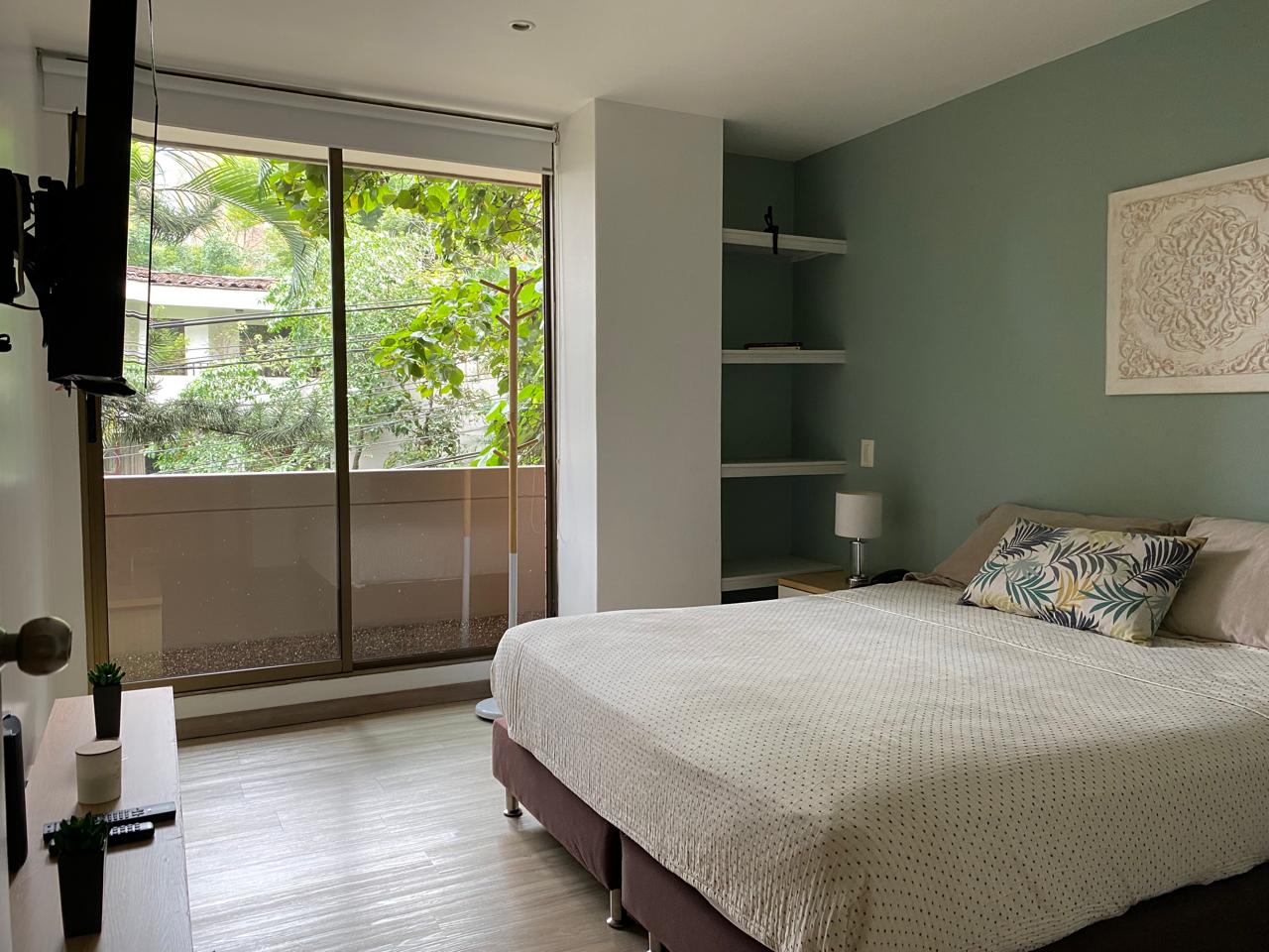 APARTAMENTO EN PROVENZA _EL POBLADO_ MEDELLIN