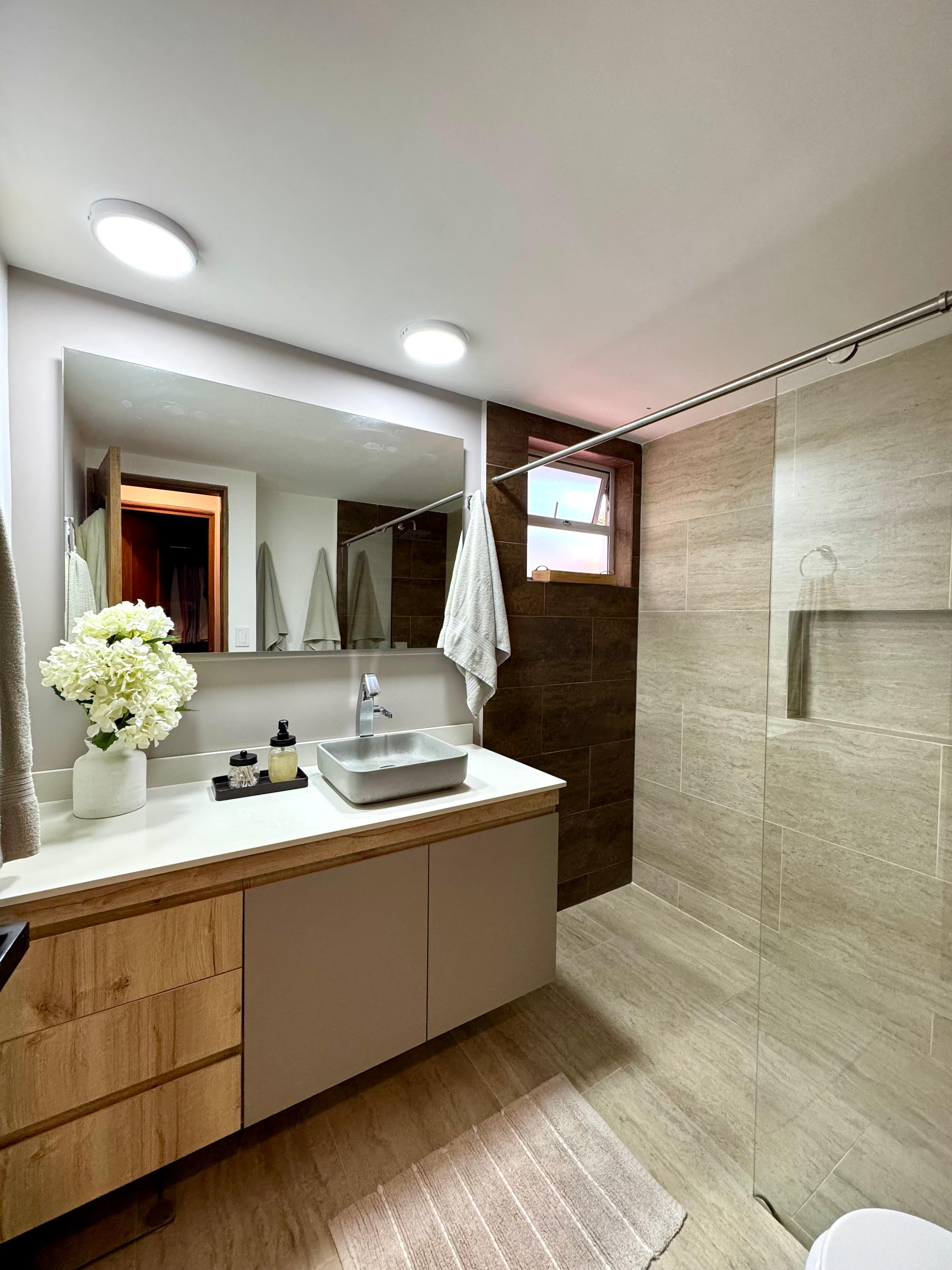 VENTA CASAEN URBANIZACION  MEDELLIN POBLADO SAN LUCAS