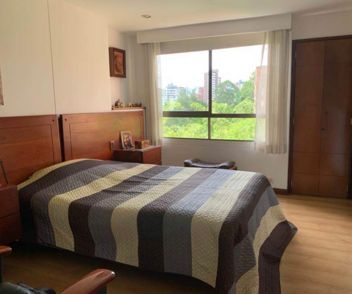 VENTA APARTAMENTO POBLADO CERCA A LA MILLA DE ORO