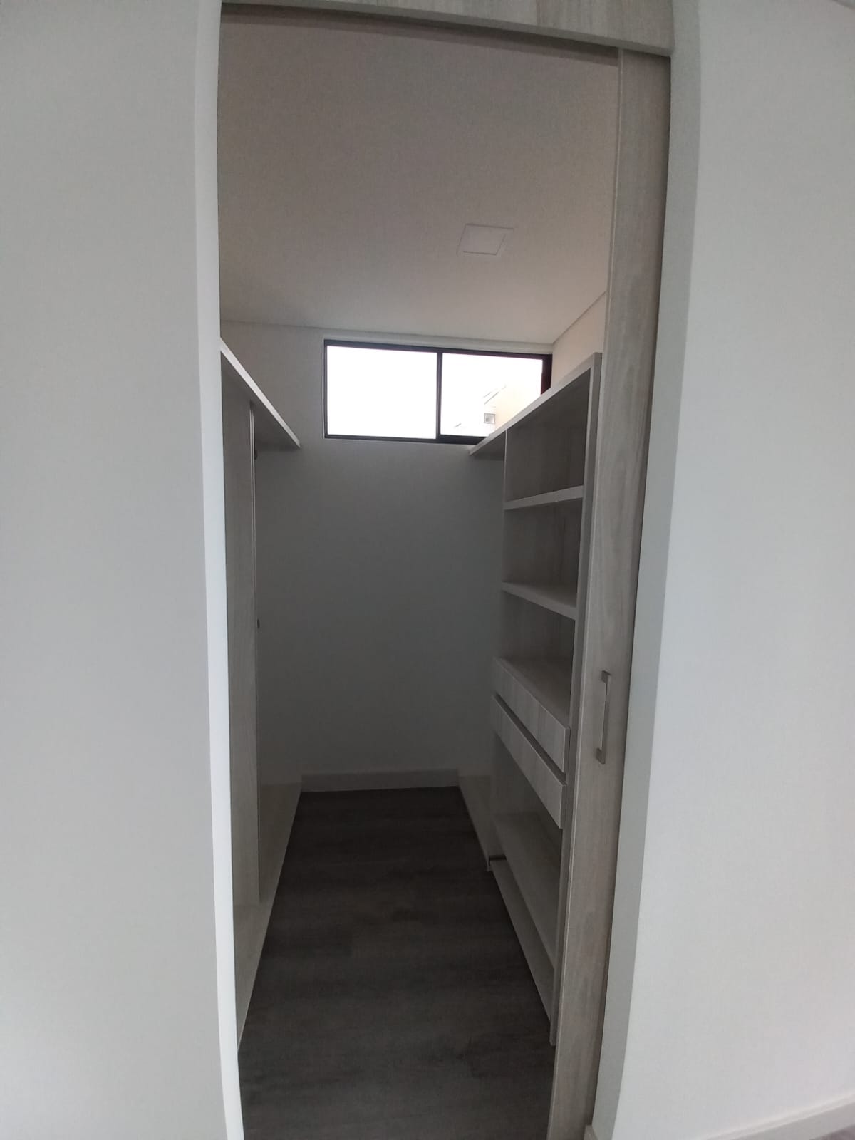 VENTA APARTAMENTO EN EL POBLADO MEDELLIN SECTOR EL TESORO ✅