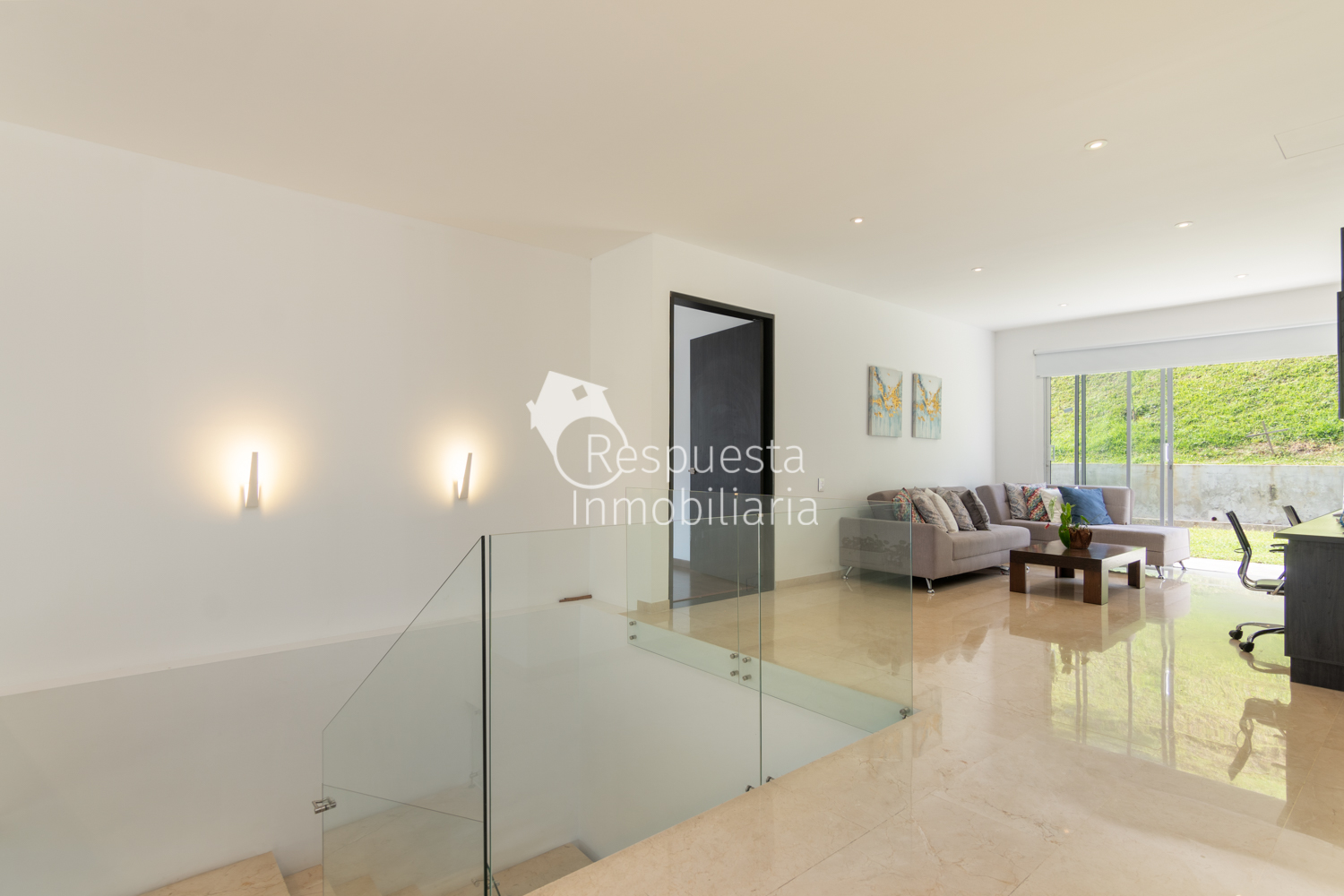 Vendo exclusiva casa MEDELLIN  via Las Palmas  sector chuzcalito 🍀