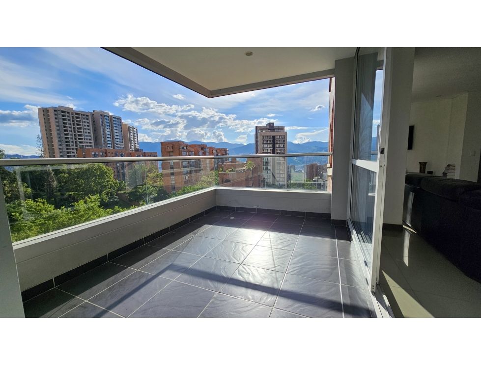 Venta de apartamento en El Poblado loma los balsos  Medellin ✅