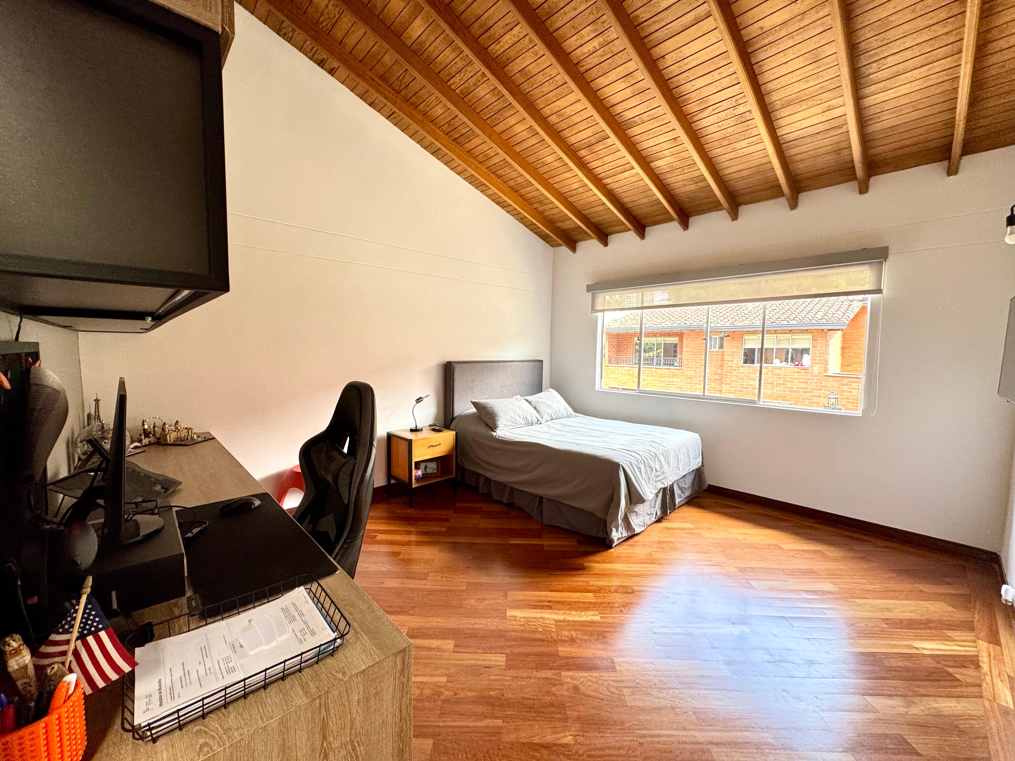 VENTA CASAEN URBANIZACION  MEDELLIN POBLADO SAN LUCAS