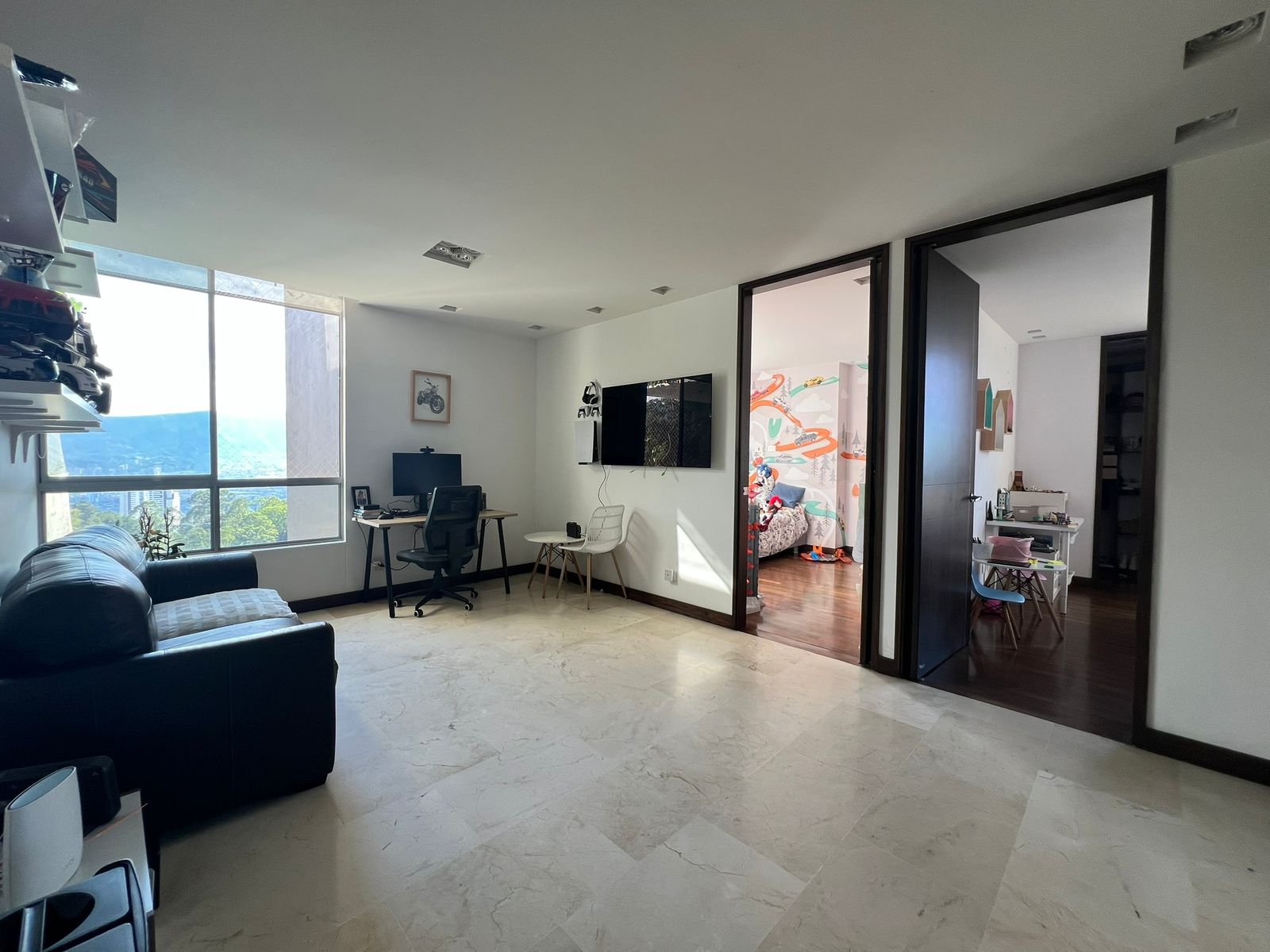 APARTAMENTO POBLADO EXCLUSIVO