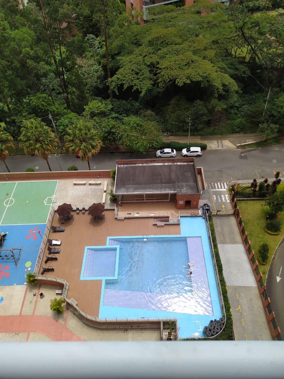 VENTA APARTAMENTO DUPLEX POBLADO MEDELLIN MILLA DE ORO