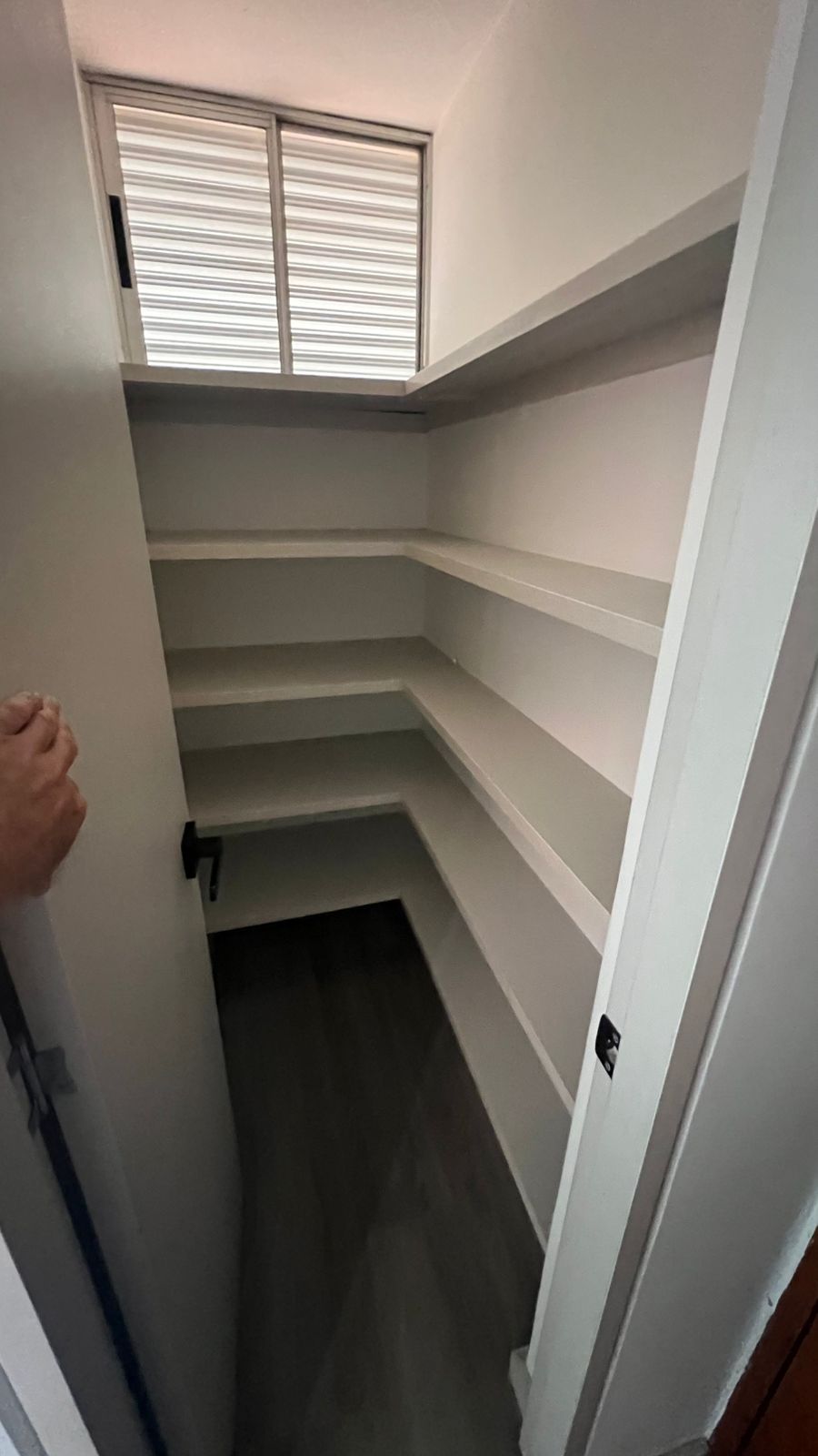 VENTA APARTAMENTO CON TERRAZA EL POBLADO CERCA AL TESORO