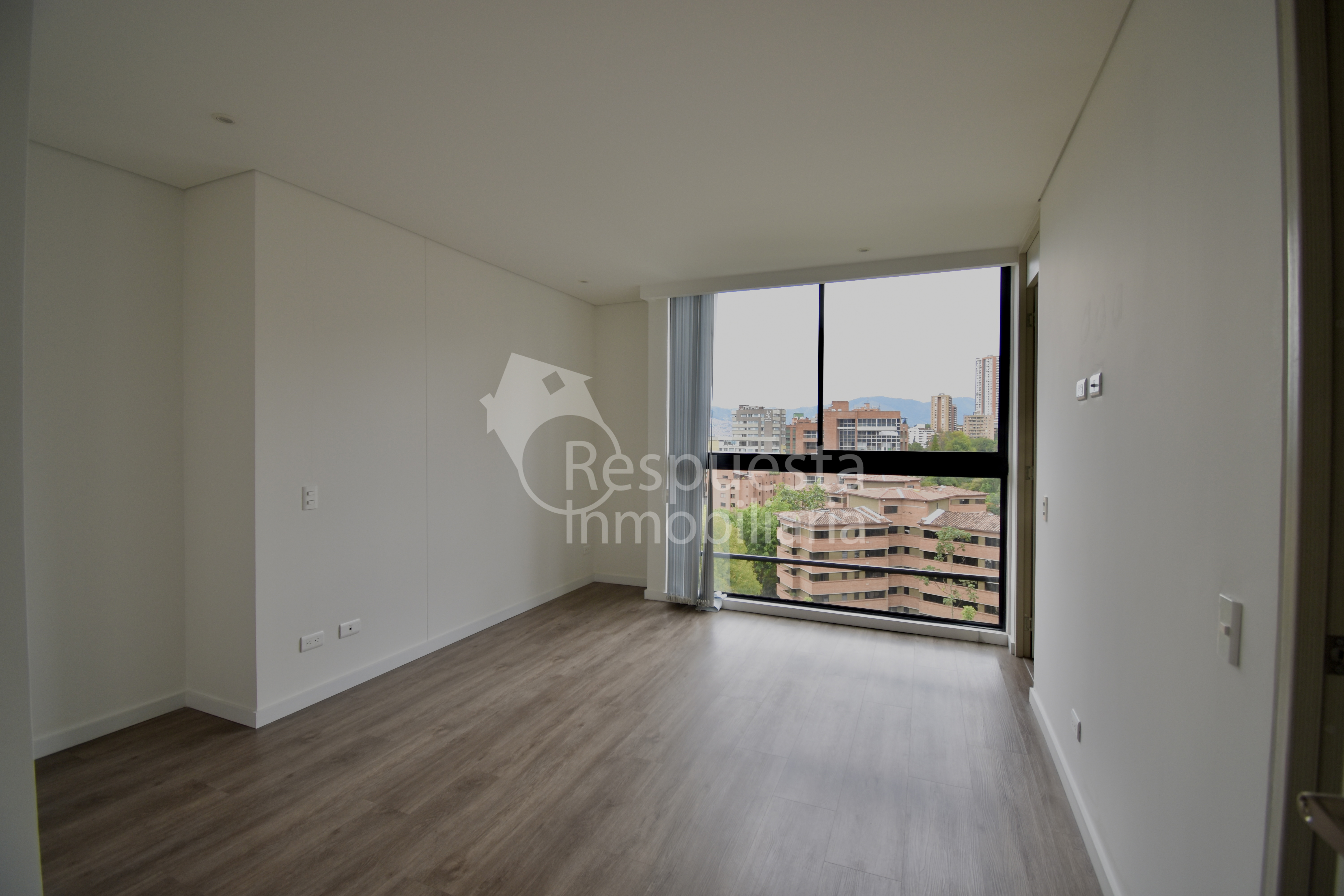 Venta apartamento en el poblado (barrio  Lalinde) - Medellin ✅