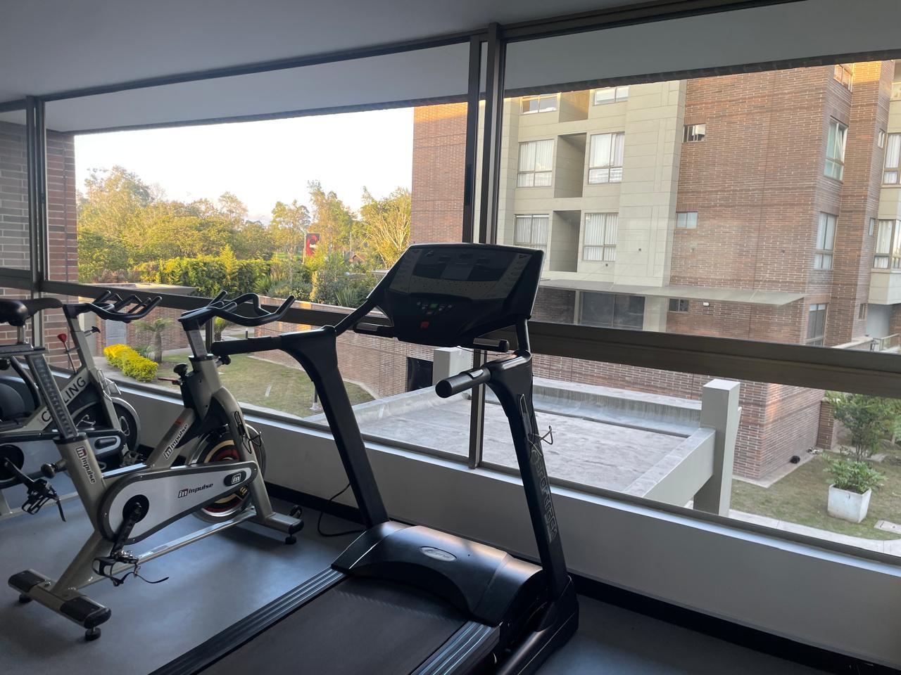 APARTAMENTO _RENTA CORTA por plataforma_  EN LLANOGRANDE 🍀