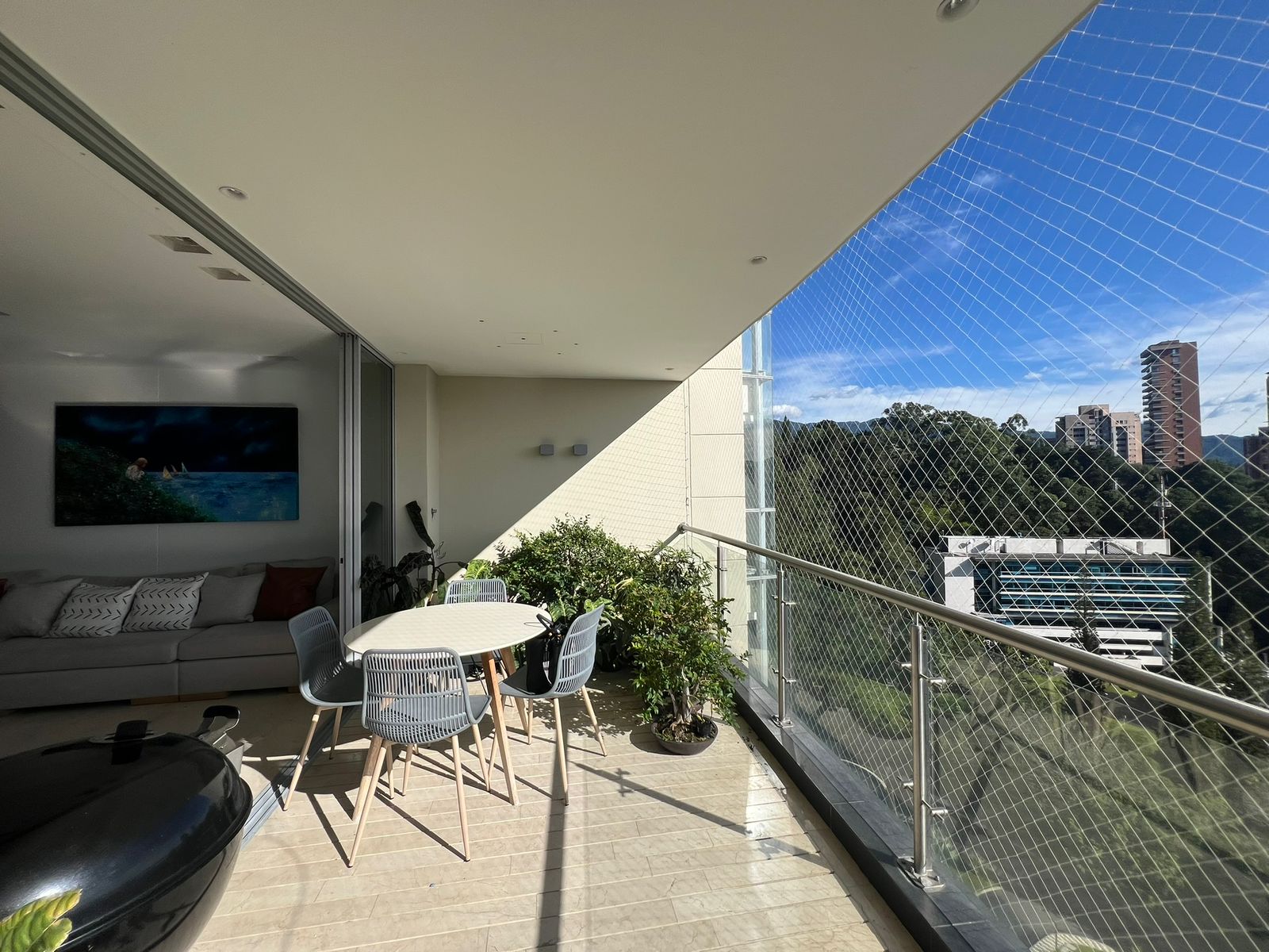 APARTAMENTO POBLADO EXCLUSIVO