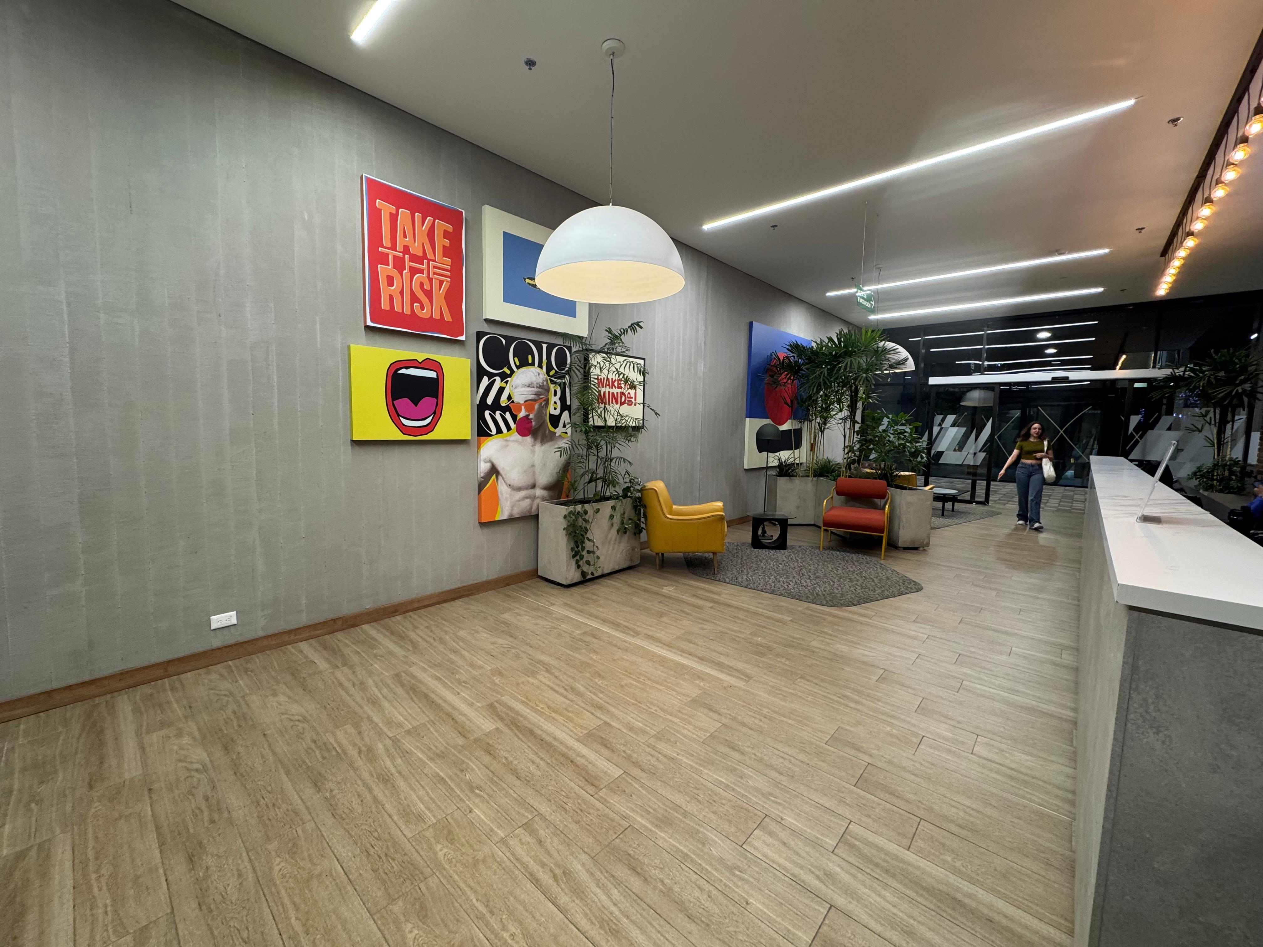 VENDO APARTAMENTO NUEVO EL POBLADO  EN CIUDAD DEL RIO ✅