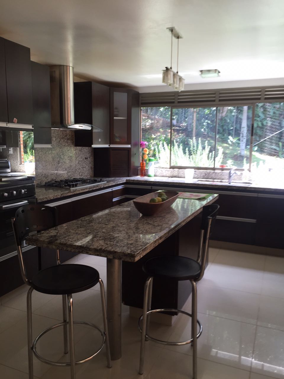 Vendo Casa exclusiva en urbanizacion del Poblado -MEDELLIN