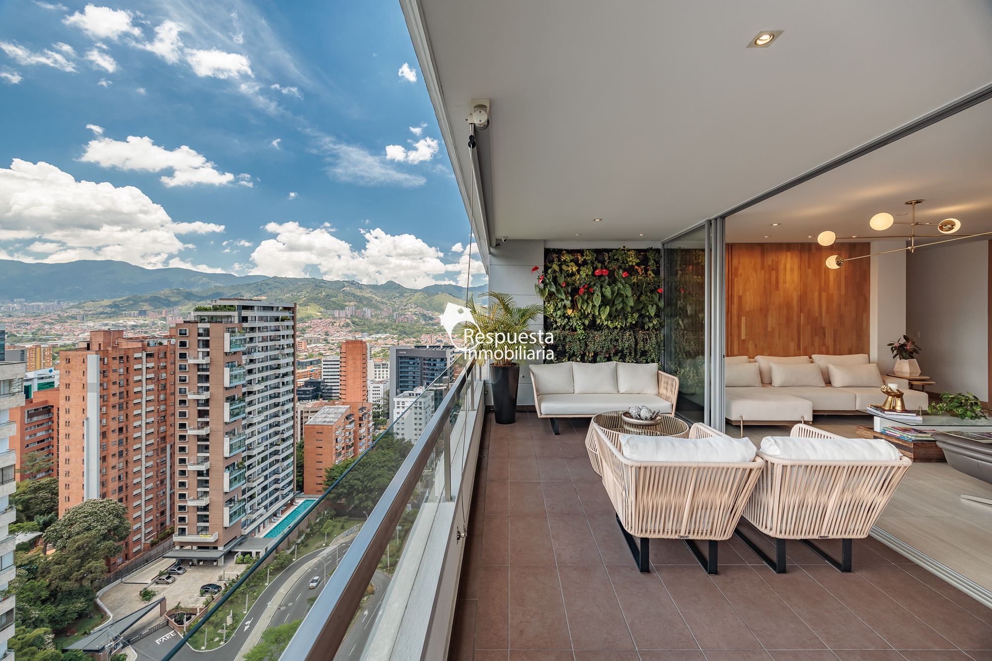 Venta de  lujoso  apartamento El Poblado, Medellín - Milla de oro 🍀