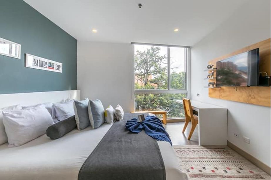 APARTAMENTO EL POBLADO MEDELLÍN~CON LICENCIA DE RENTA CORTA  🍀