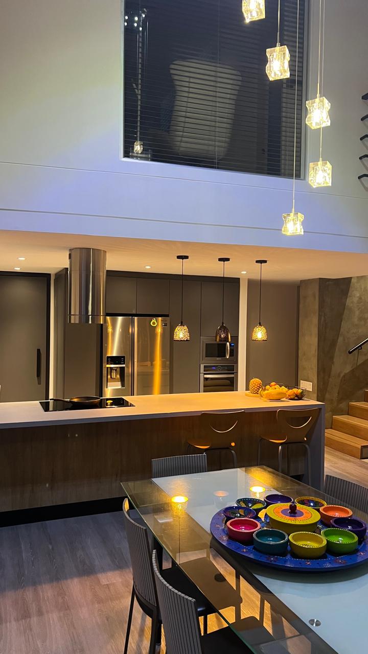 VENTA APARTAMENTO CON TERRAZA EL POBLADO CERCA AL TESORO