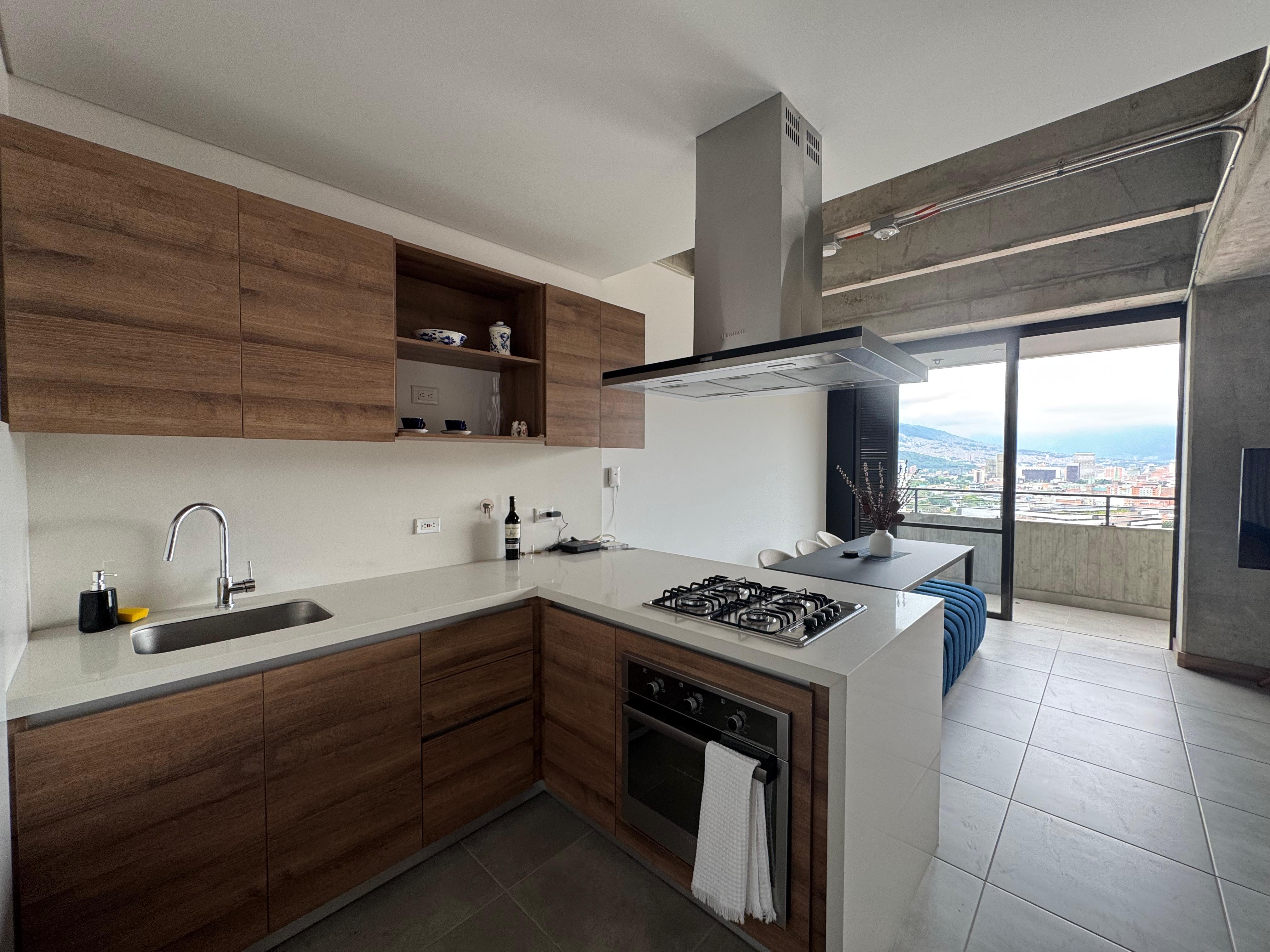 VENDO APARTAMENTO NUEVO EL POBLADO  EN CIUDAD DEL RIO ✅