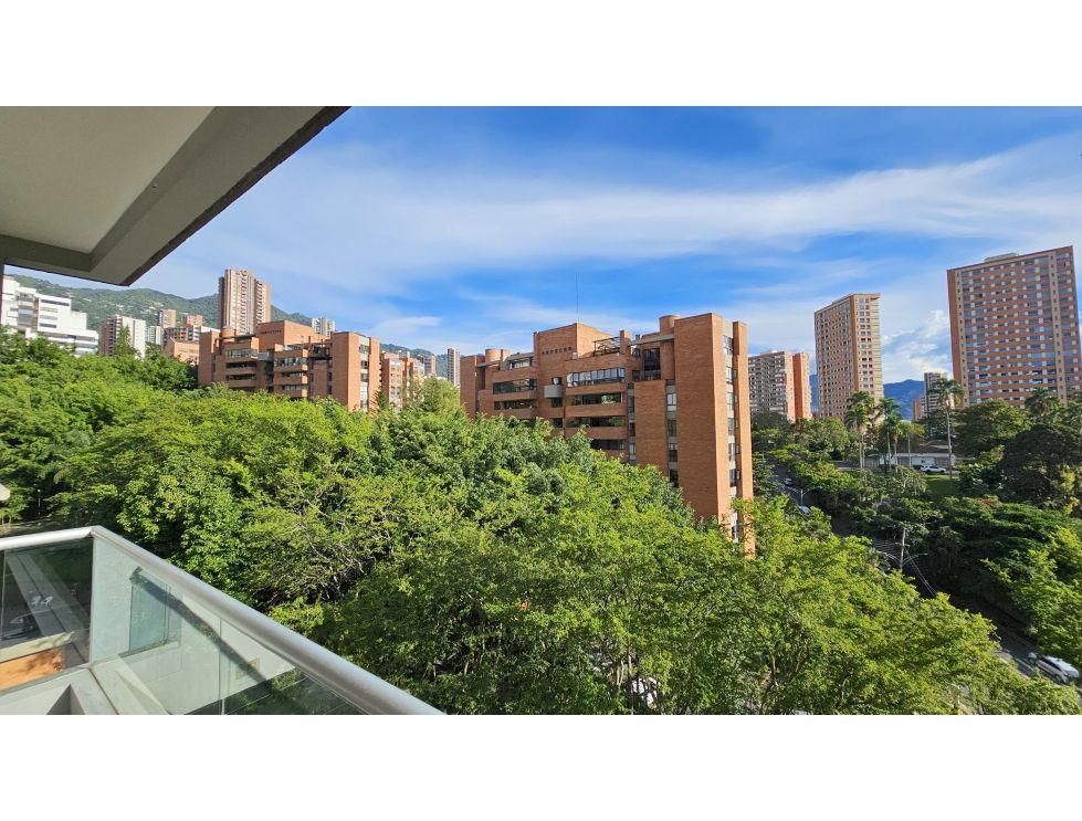 Venta de apartamento en El Poblado loma los balsos  Medellin ✅