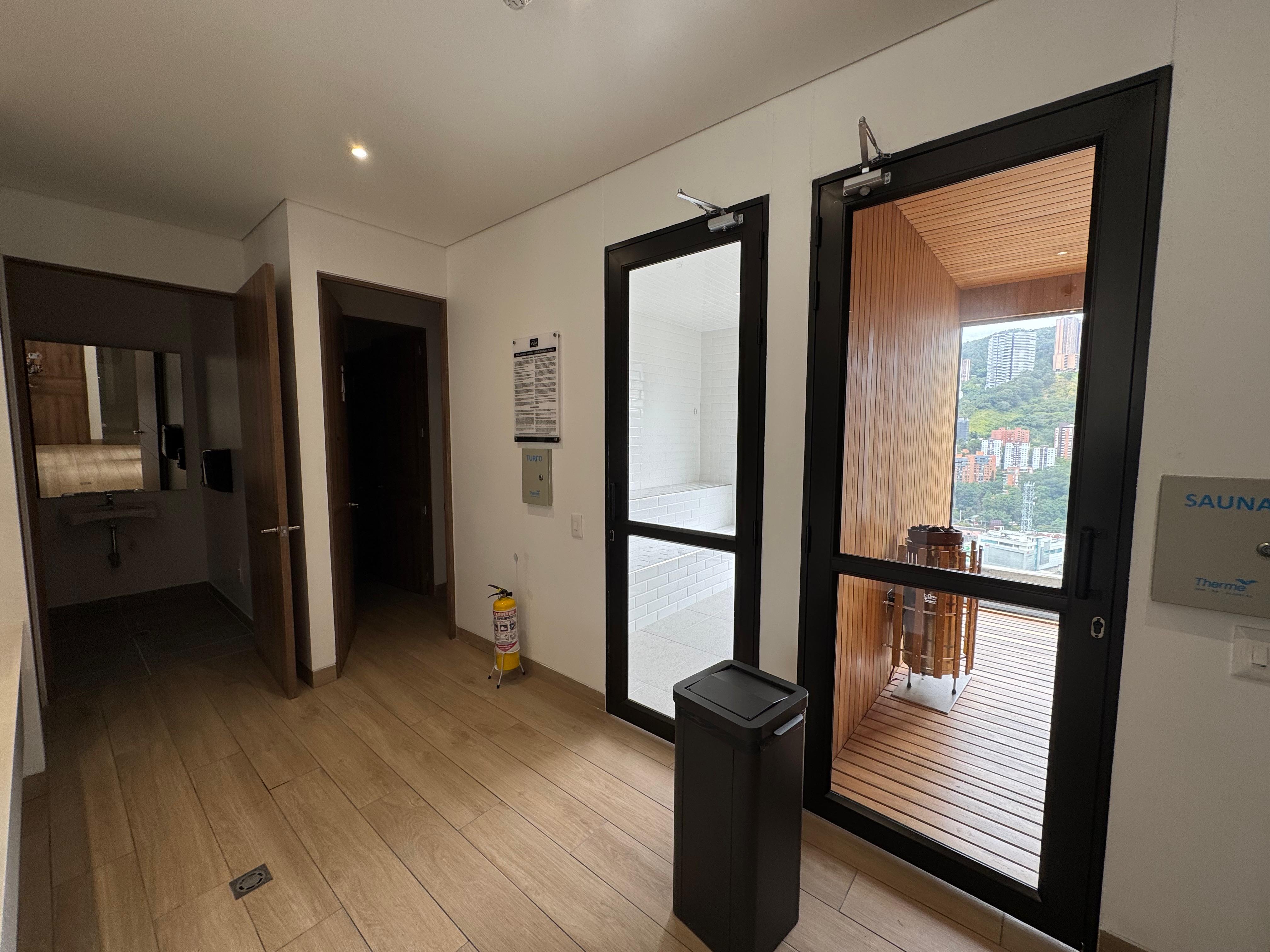 VENDO APARTAMENTO NUEVO EL POBLADO  EN CIUDAD DEL RIO ✅