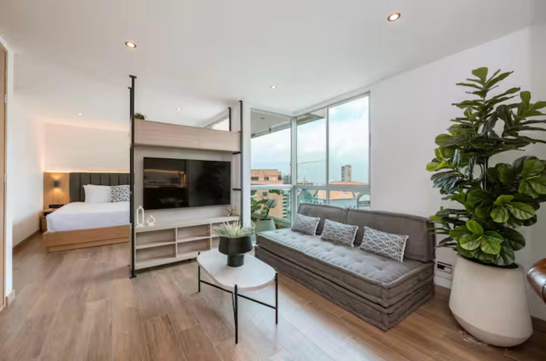 VENDO APARTAESTUDIO POBLADO RENTA CORTA ✅