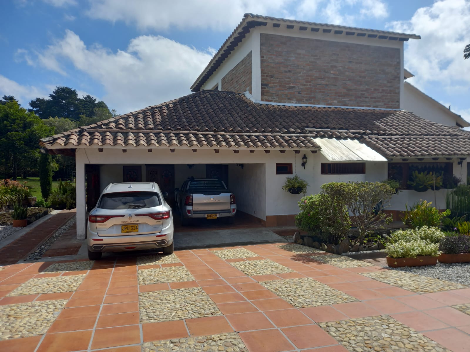 VENTA CASA ENVIGADO SECTOR PALMAS
