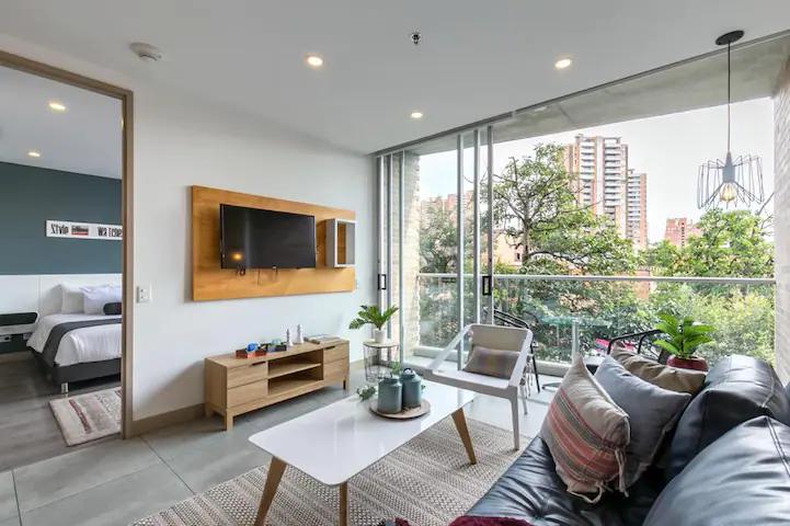 APARTAMENTO EL POBLADO MEDELLÍN~CON LICENCIA DE RENTA CORTA  🍀