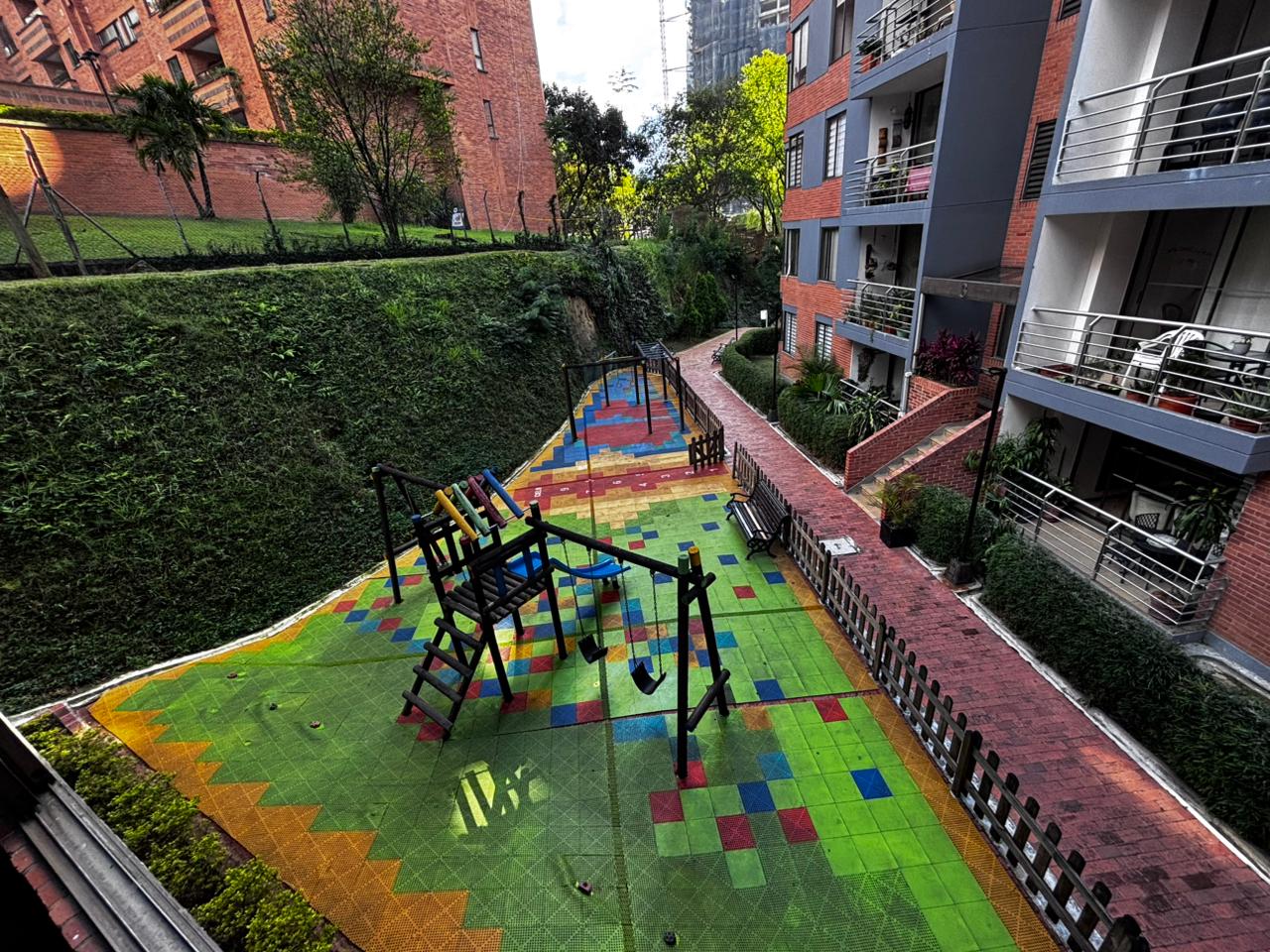 VENTA APARTAMENTO POBLADO SECTOR LOS BALSOS. ✅