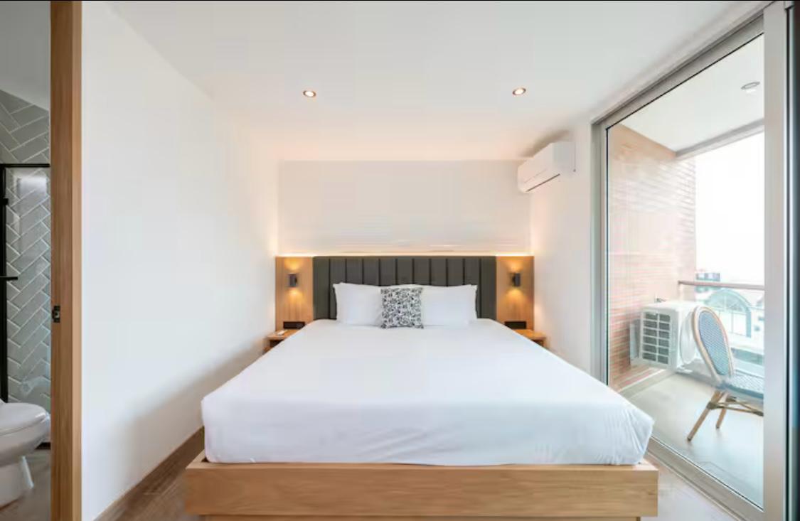 VENDO APARTAESTUDIO POBLADO RENTA CORTA ✅