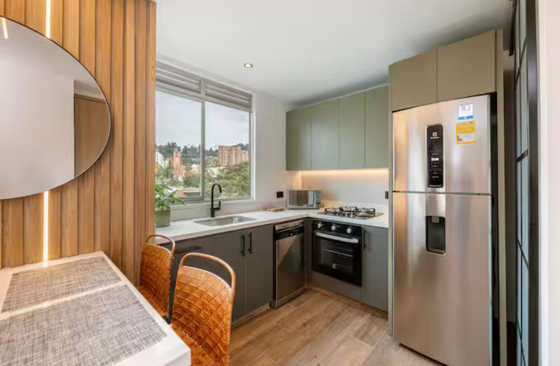 VENDO APARTAESTUDIO POBLADO RENTA CORTA ✅