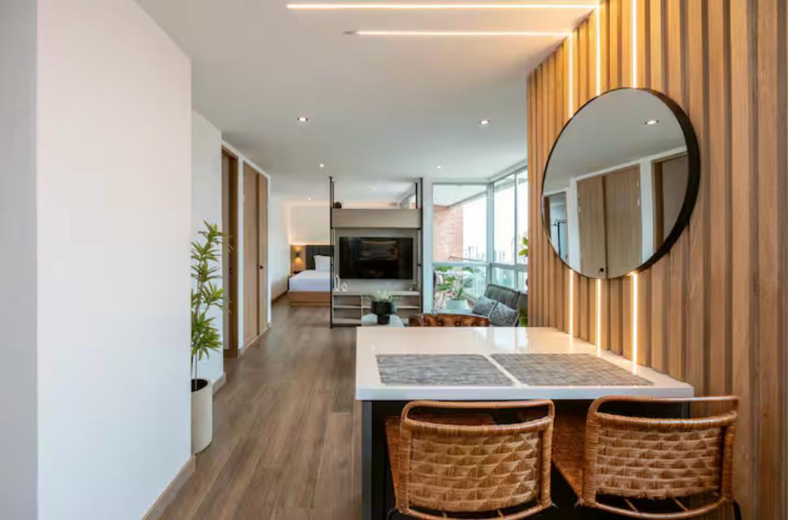 VENDO APARTAESTUDIO POBLADO RENTA CORTA ✅