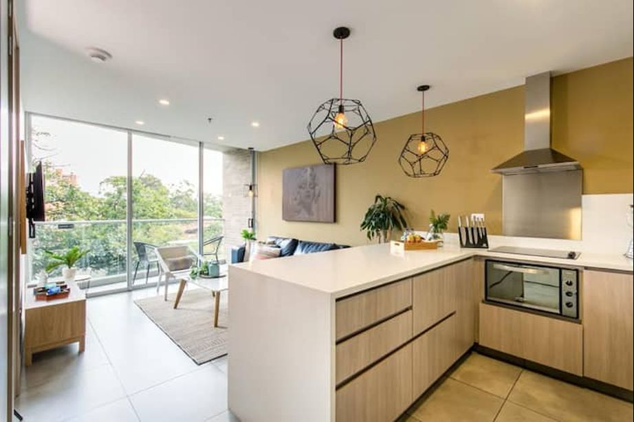 APARTAMENTO EL POBLADO MEDELLÍN~CON LICENCIA DE RENTA CORTA  🍀