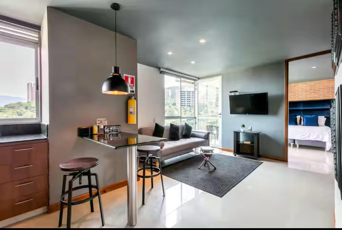 VENDE APARTAESTUDIO EL POBLADO MEDELLIN