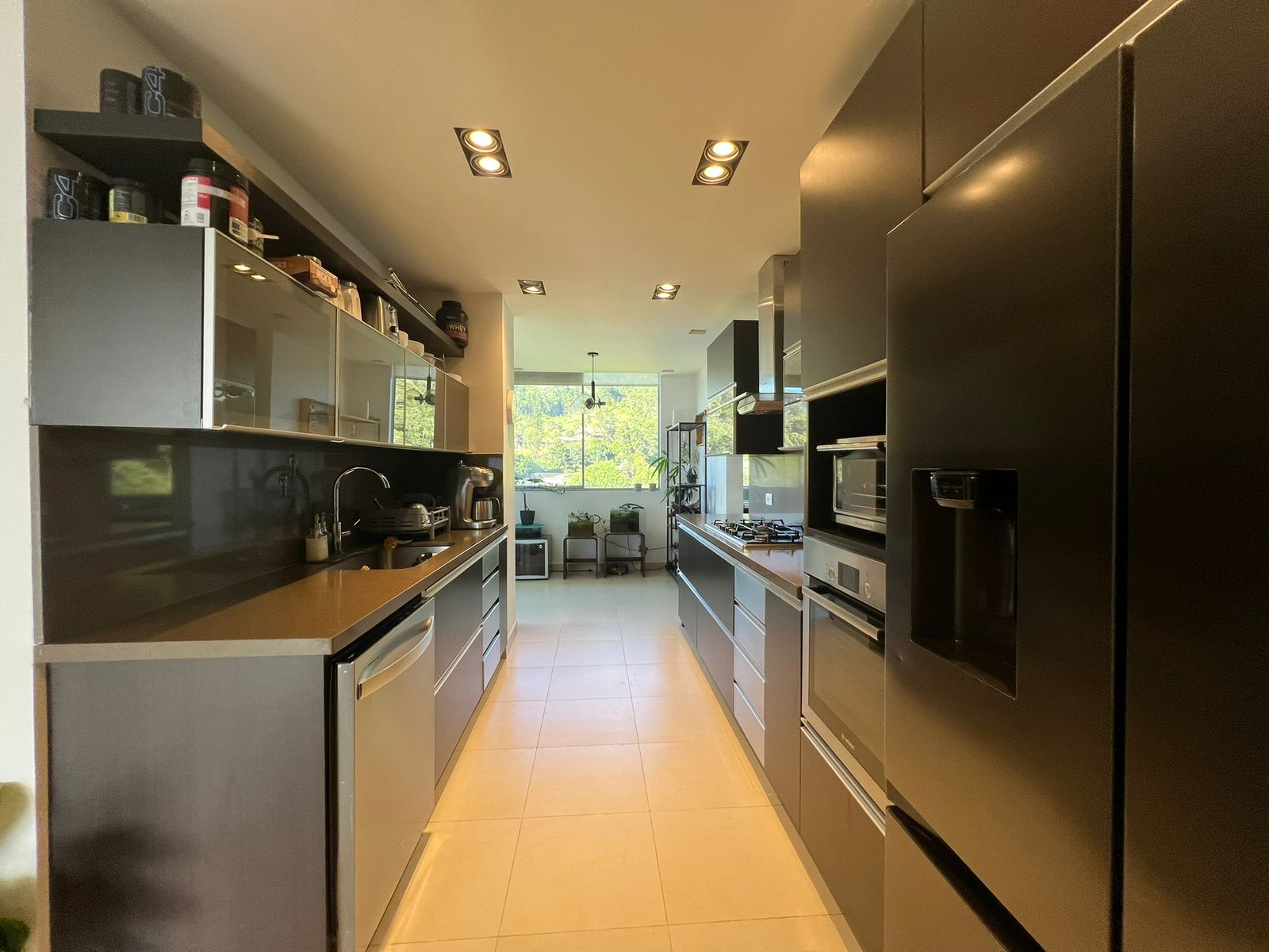 APARTAMENTO POBLADO EXCLUSIVO