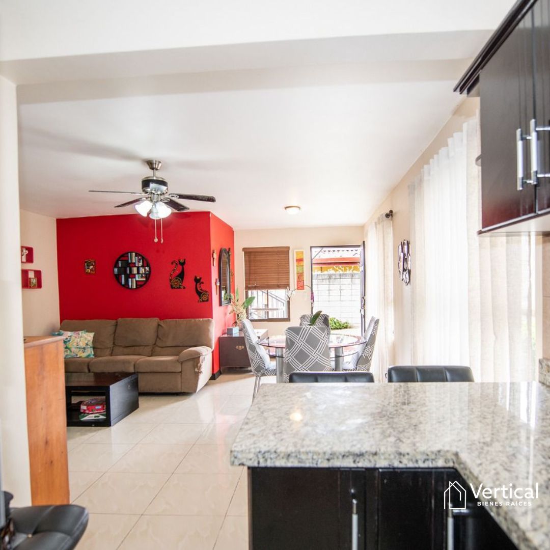 VENTA de Apartamento Pozos,Santa Ana(Inquilino adentro)